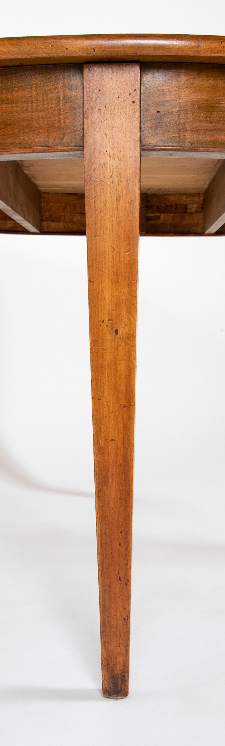Early 19th Century Walnut Dining Table