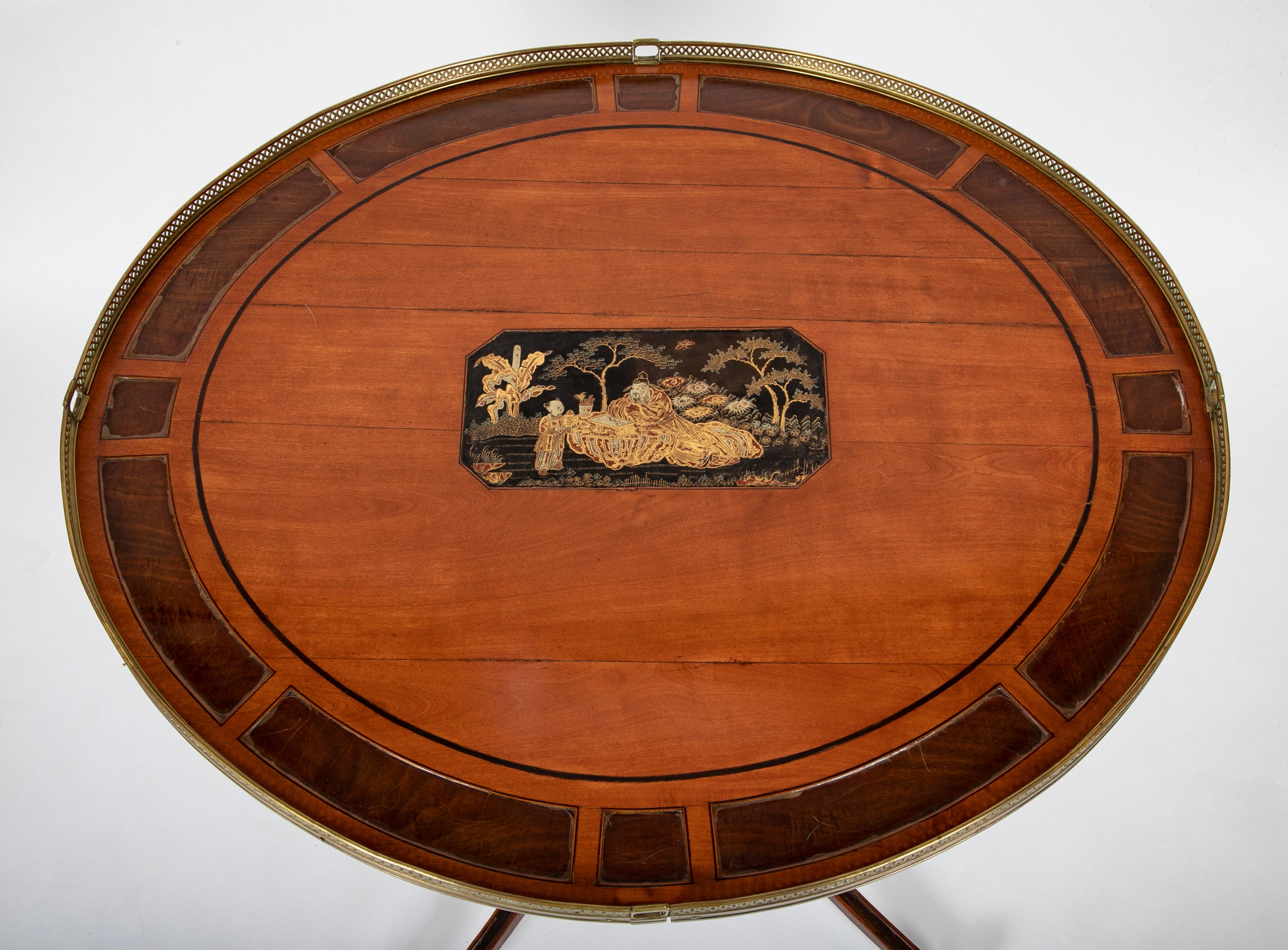 English Neoclassical Oval Mahogany Table with Inlaid Chinese Decorative Scene