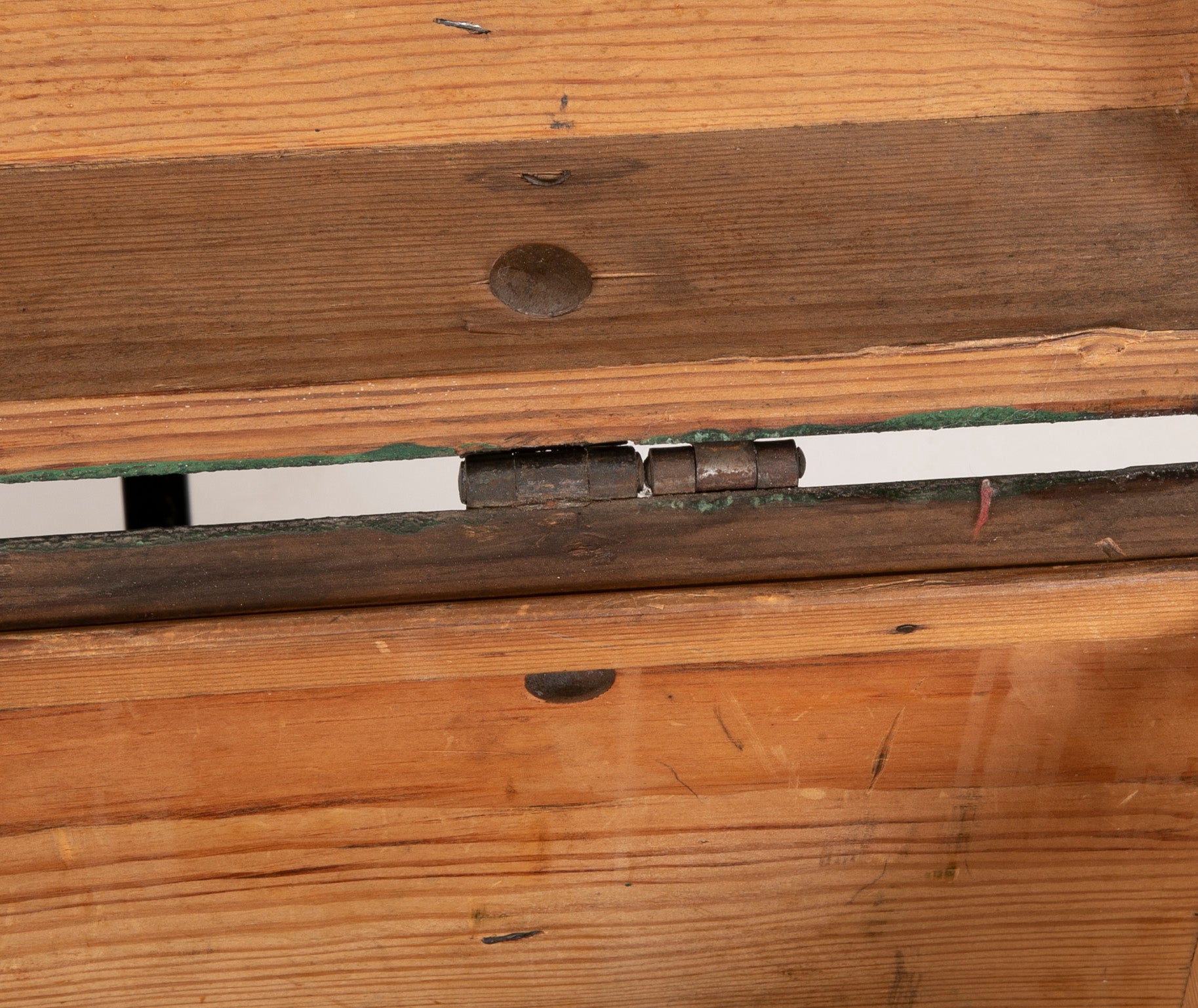 Green Iron Strap Trunk