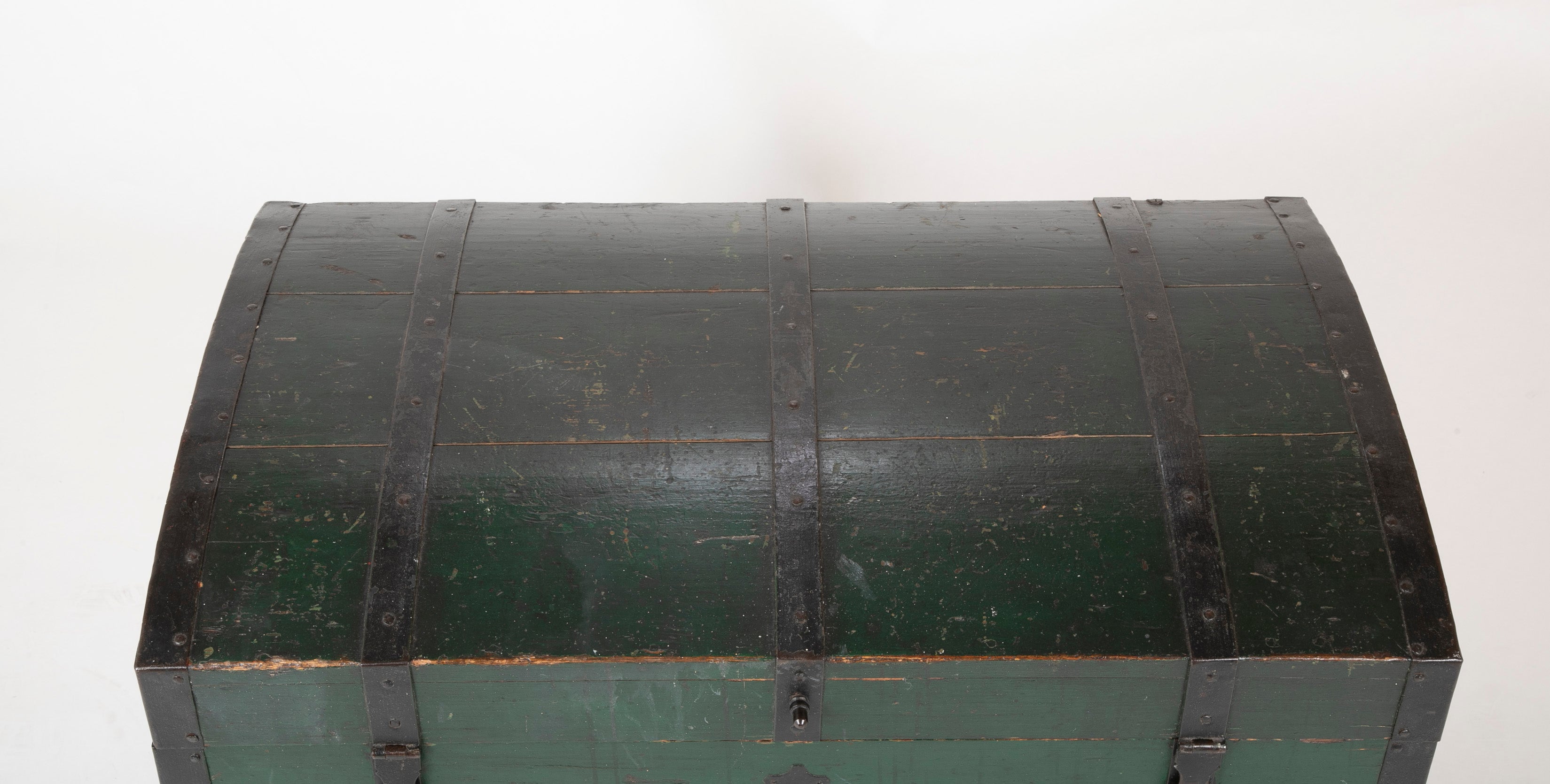 Green Iron Strap Trunk
