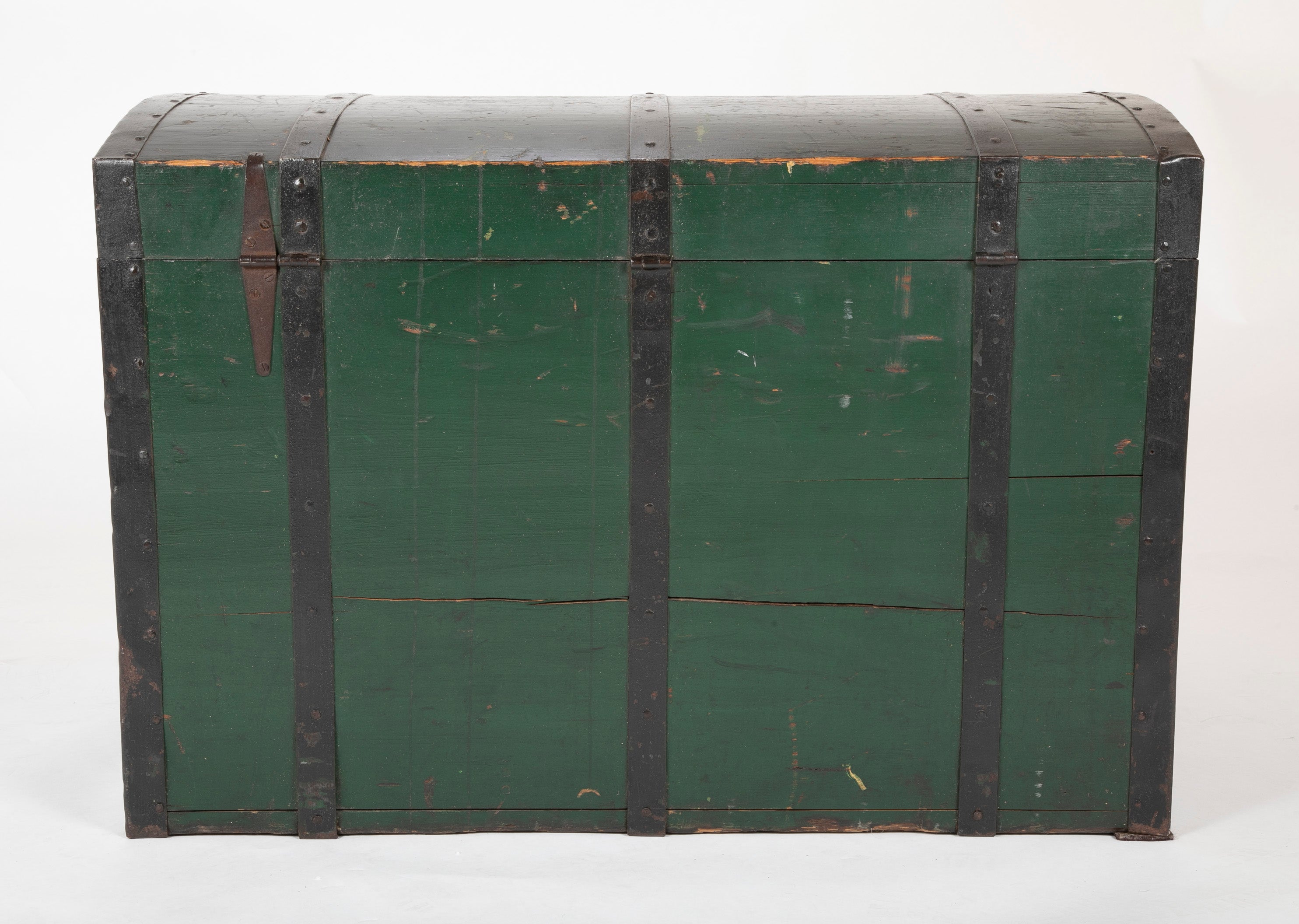 Green Iron Strap Trunk