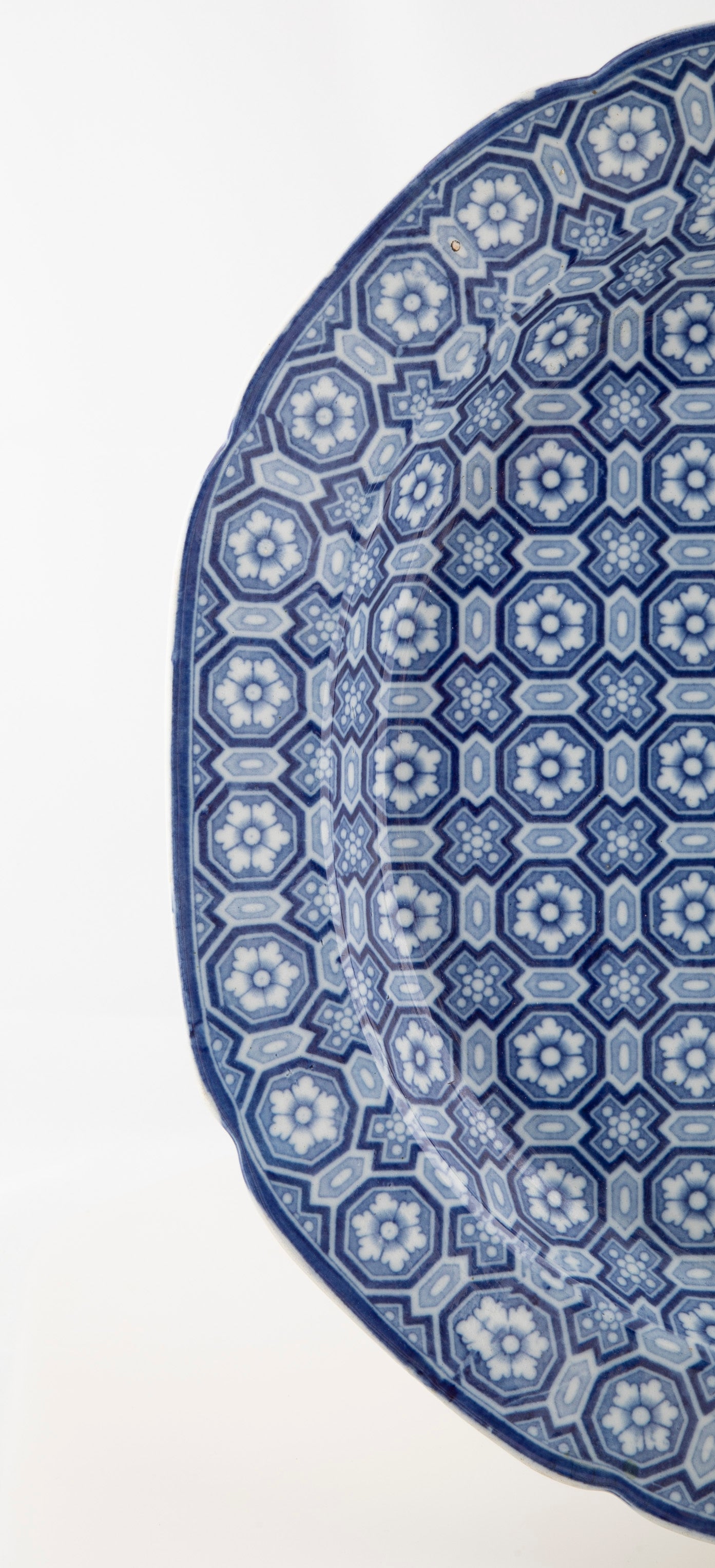 An English Davenport Ceramic Platter