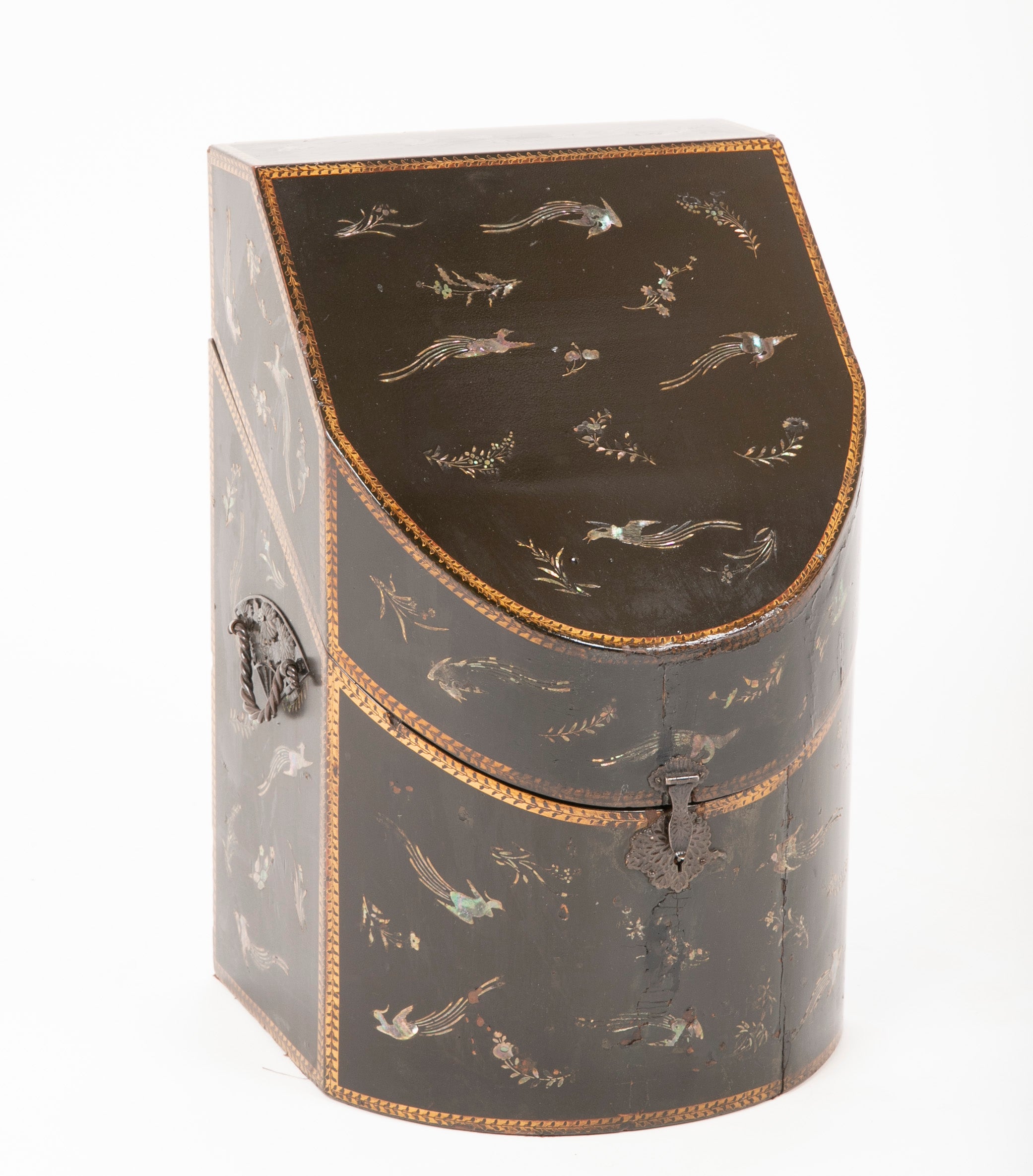 Rare Pair of Japanese Nagasaki Export Lacquered Wood Knife Boxes