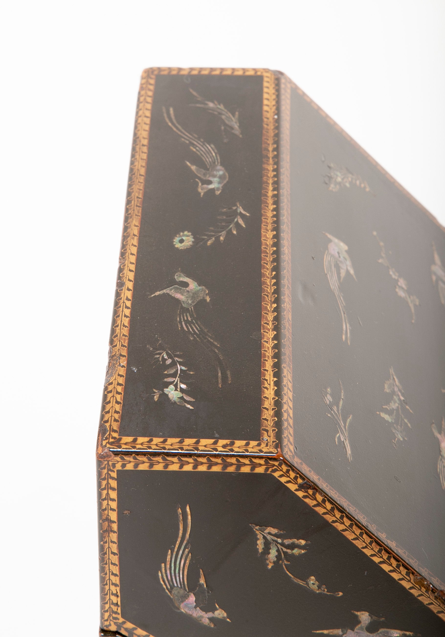 Rare Pair of Japanese Nagasaki Export Lacquered Wood Knife Boxes