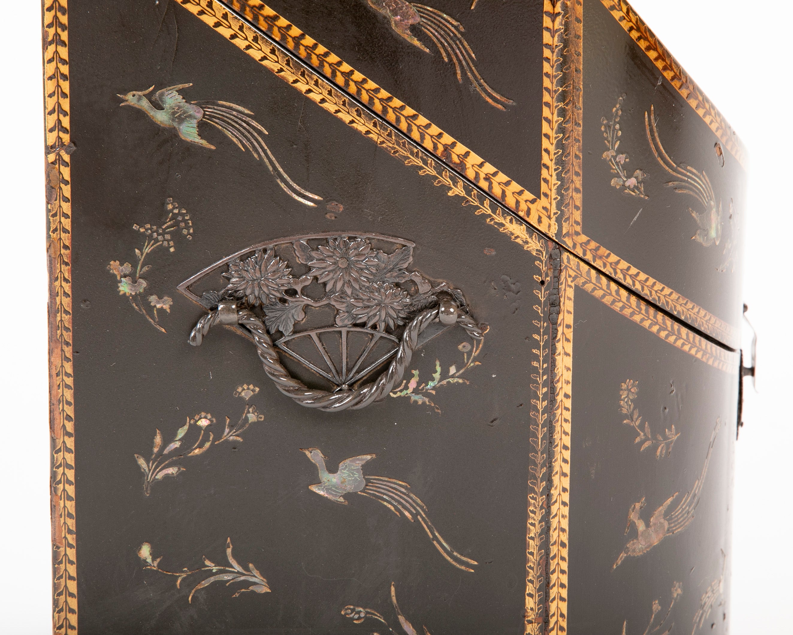 Rare Pair of Japanese Nagasaki Export Lacquered Wood Knife Boxes