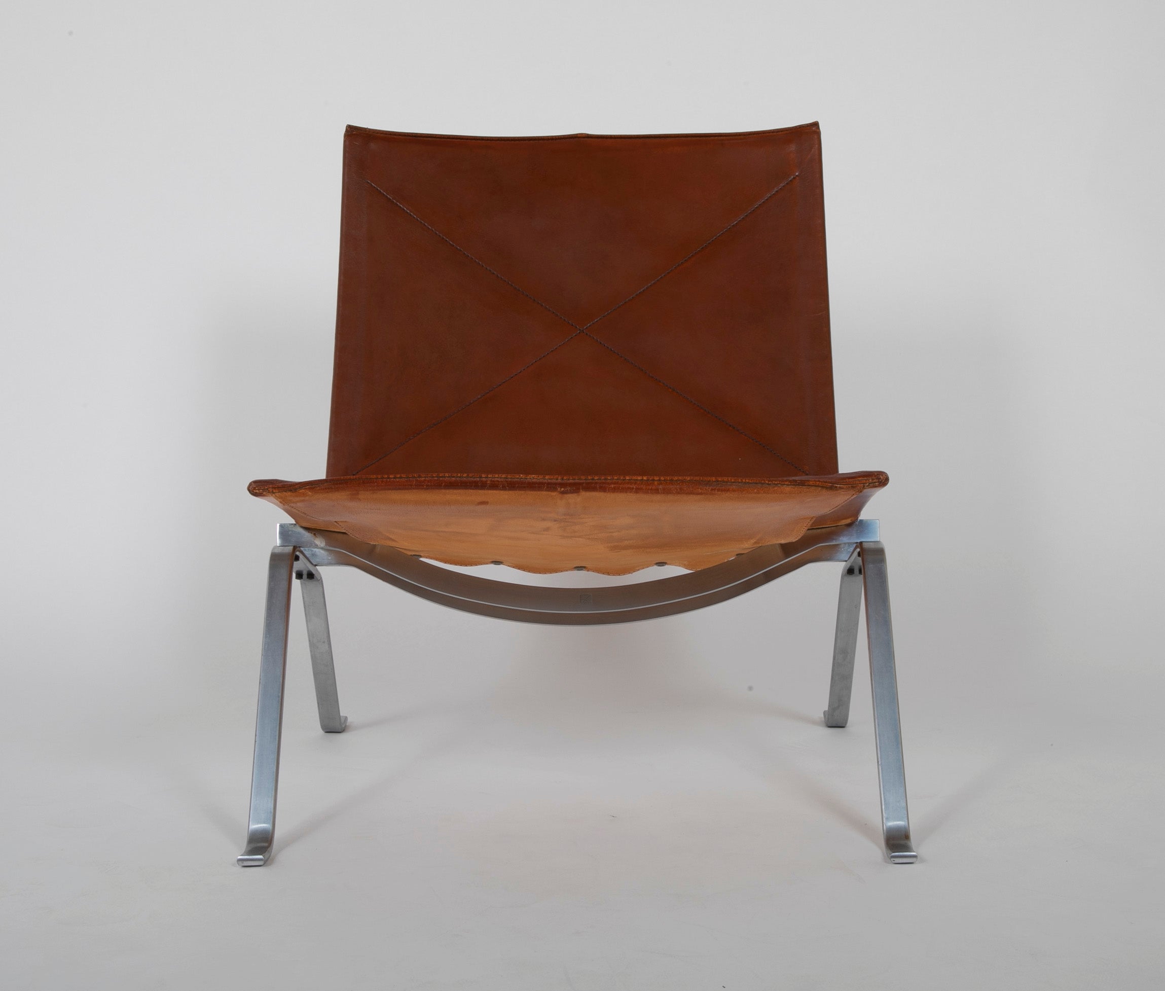 Pair of PK22 Lounge Chairs by Danish Furniture Designer Poul Kjaerholm