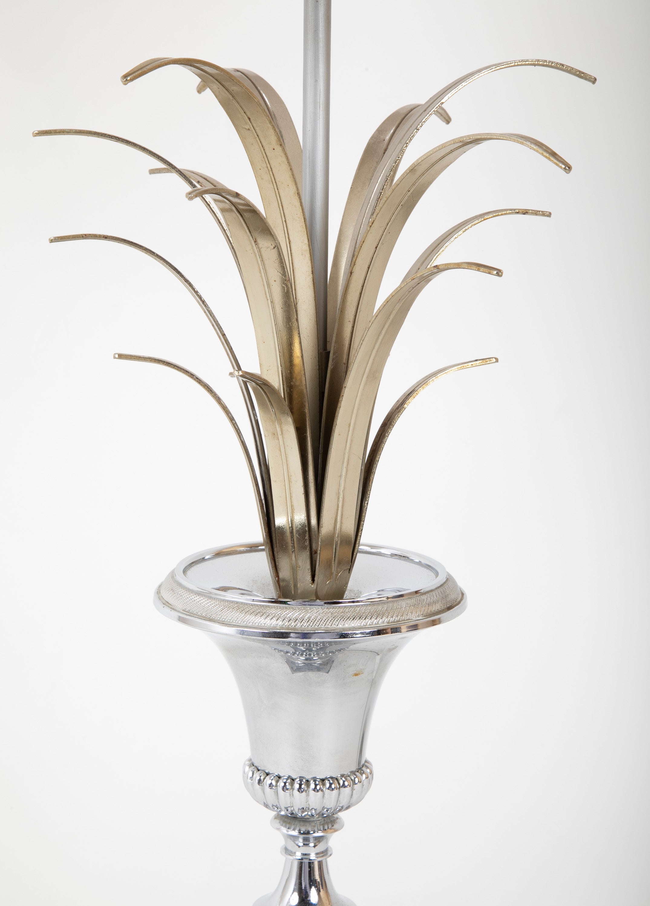 Foliate Cast Metal Lamp in the Style of Charles et Fils