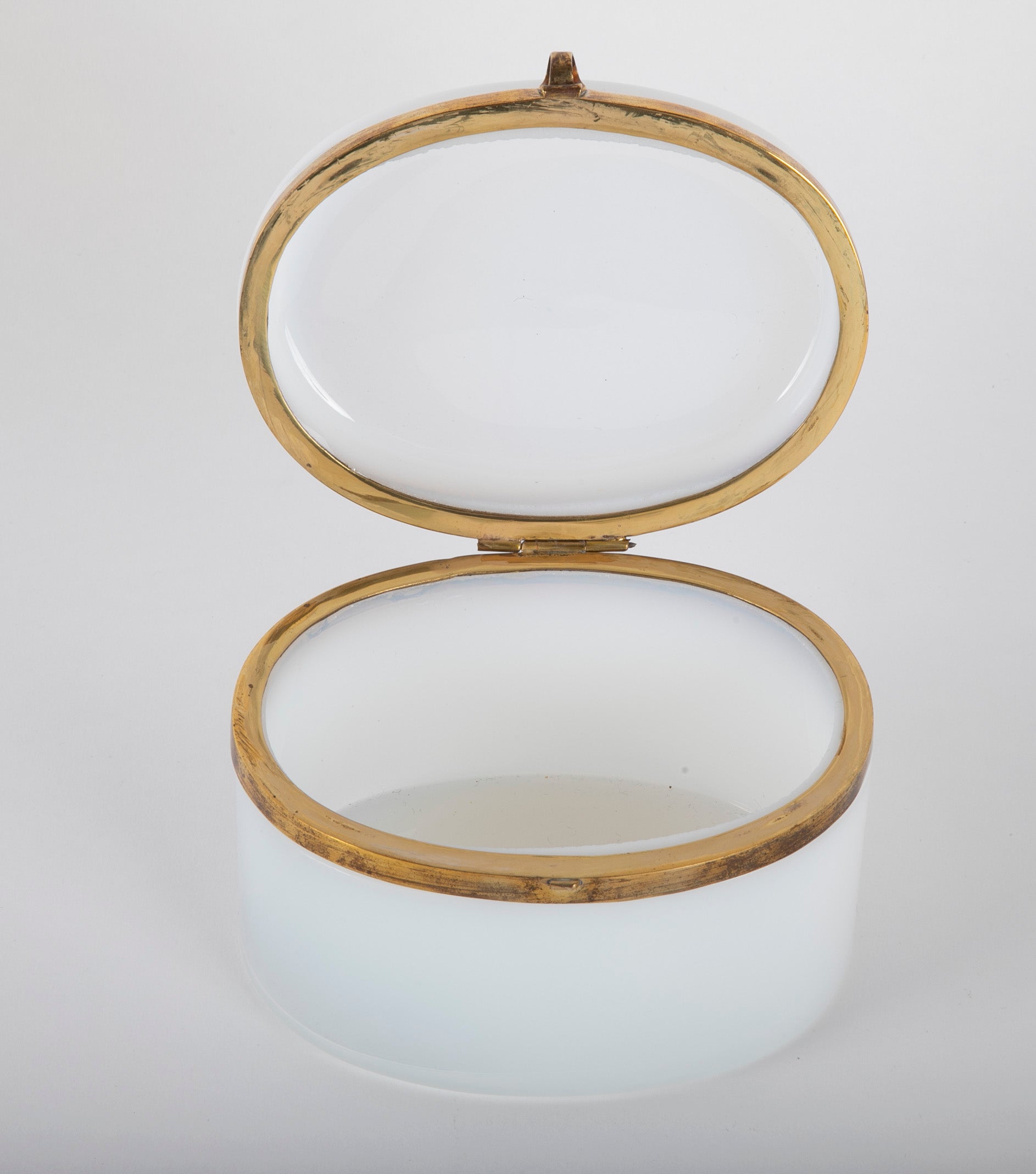 Iridescent "Boule de Savon" French Opaline Glass Box having "Soap Bubbles"