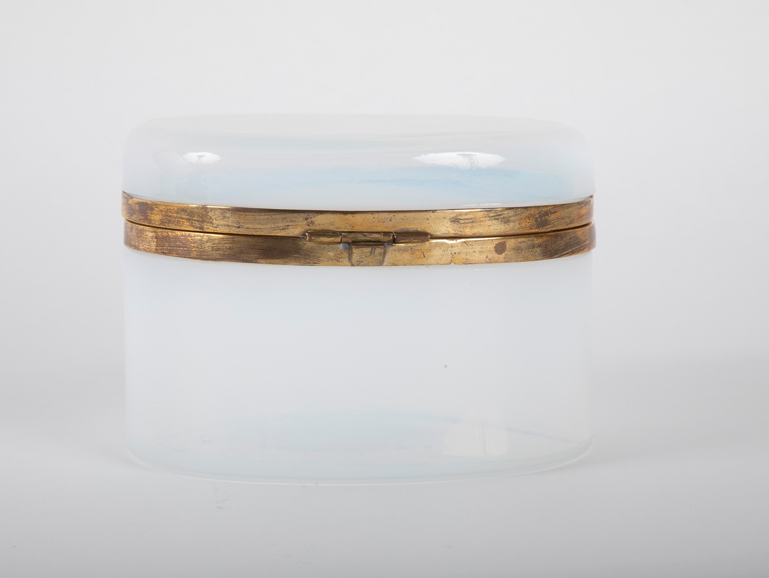 Iridescent "Boule de Savon" French Opaline Glass Box having "Soap Bubbles"