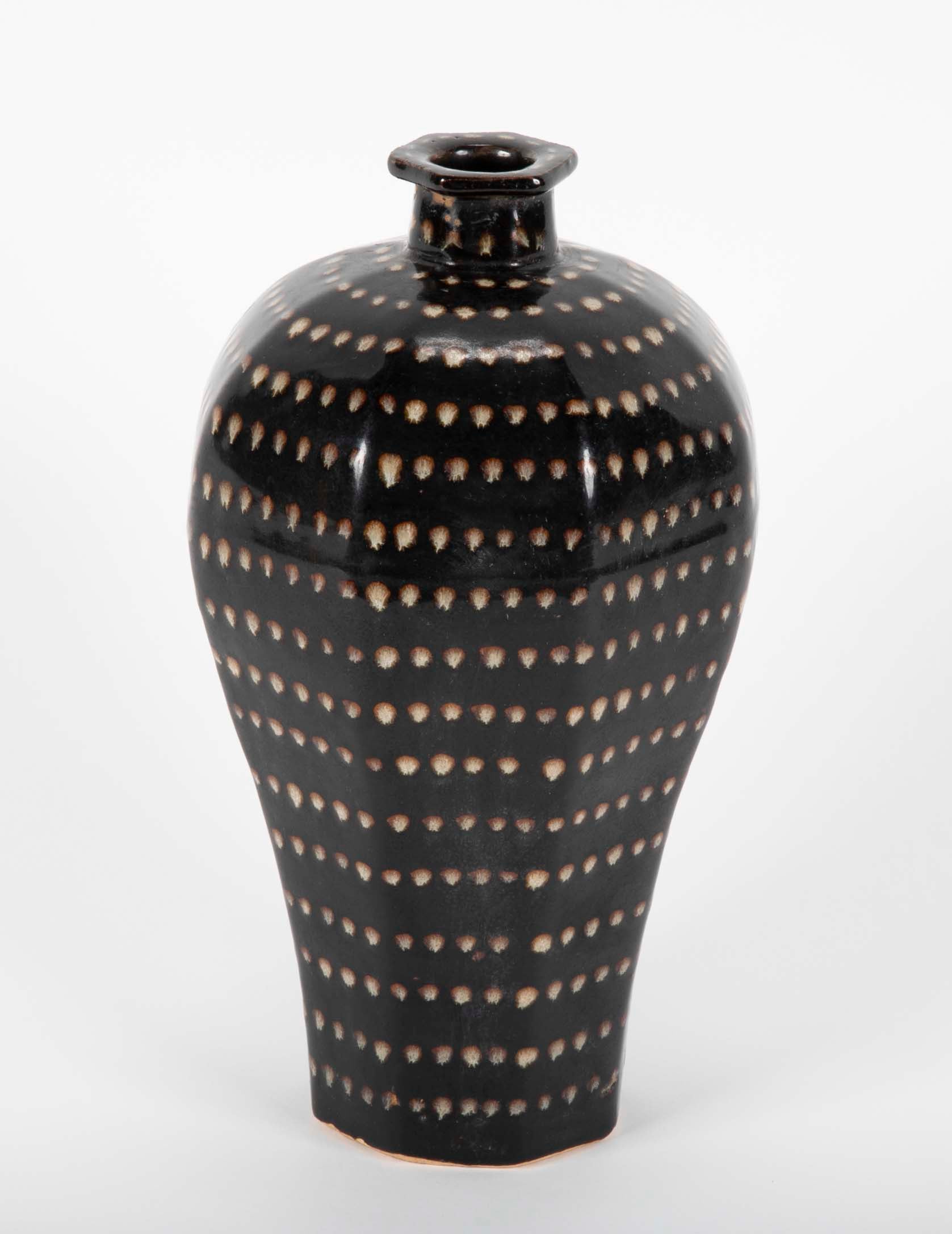 Octagonal Meiping Ji Chou Vase