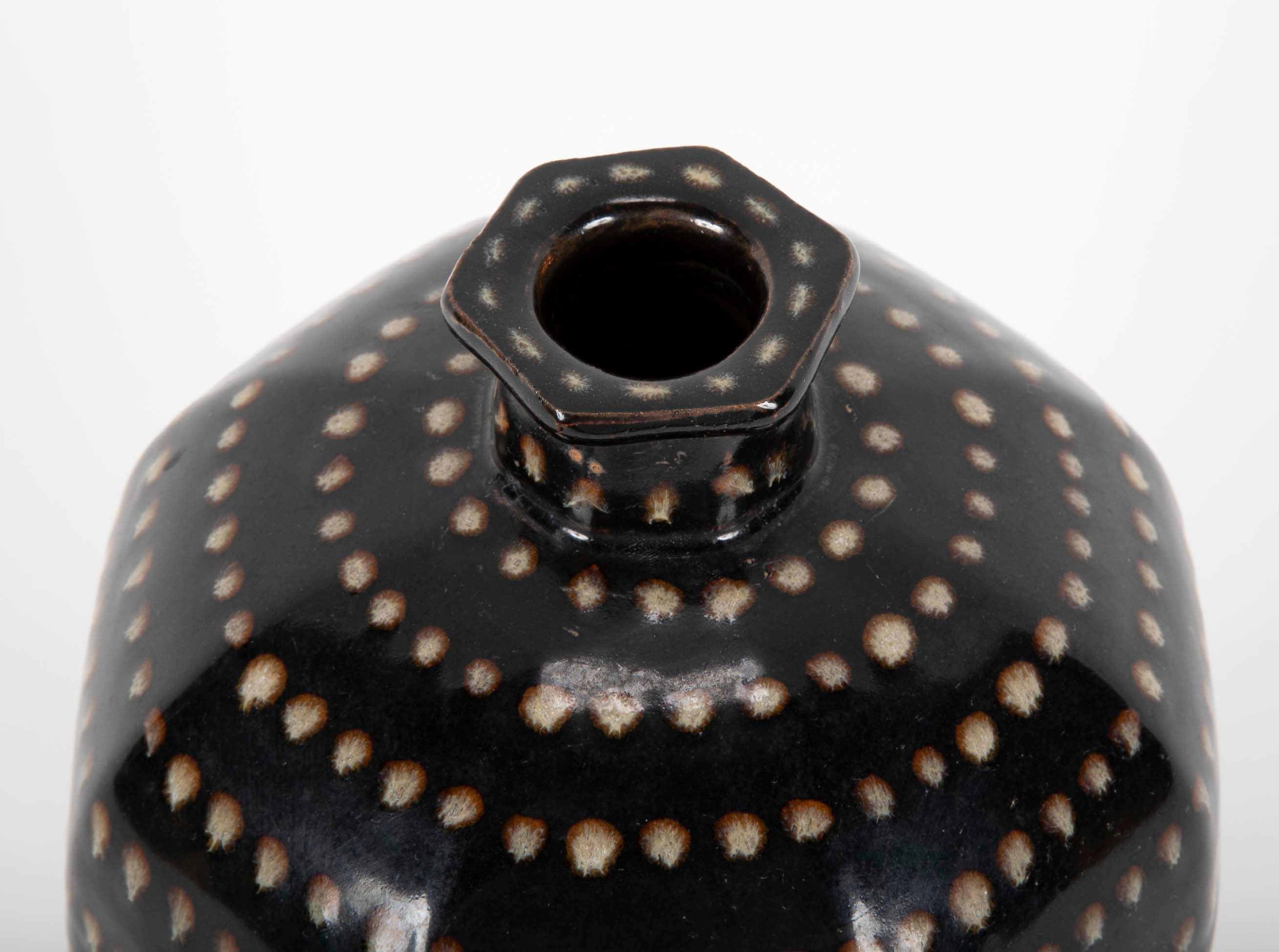 Octagonal Meiping Ji Chou Vase