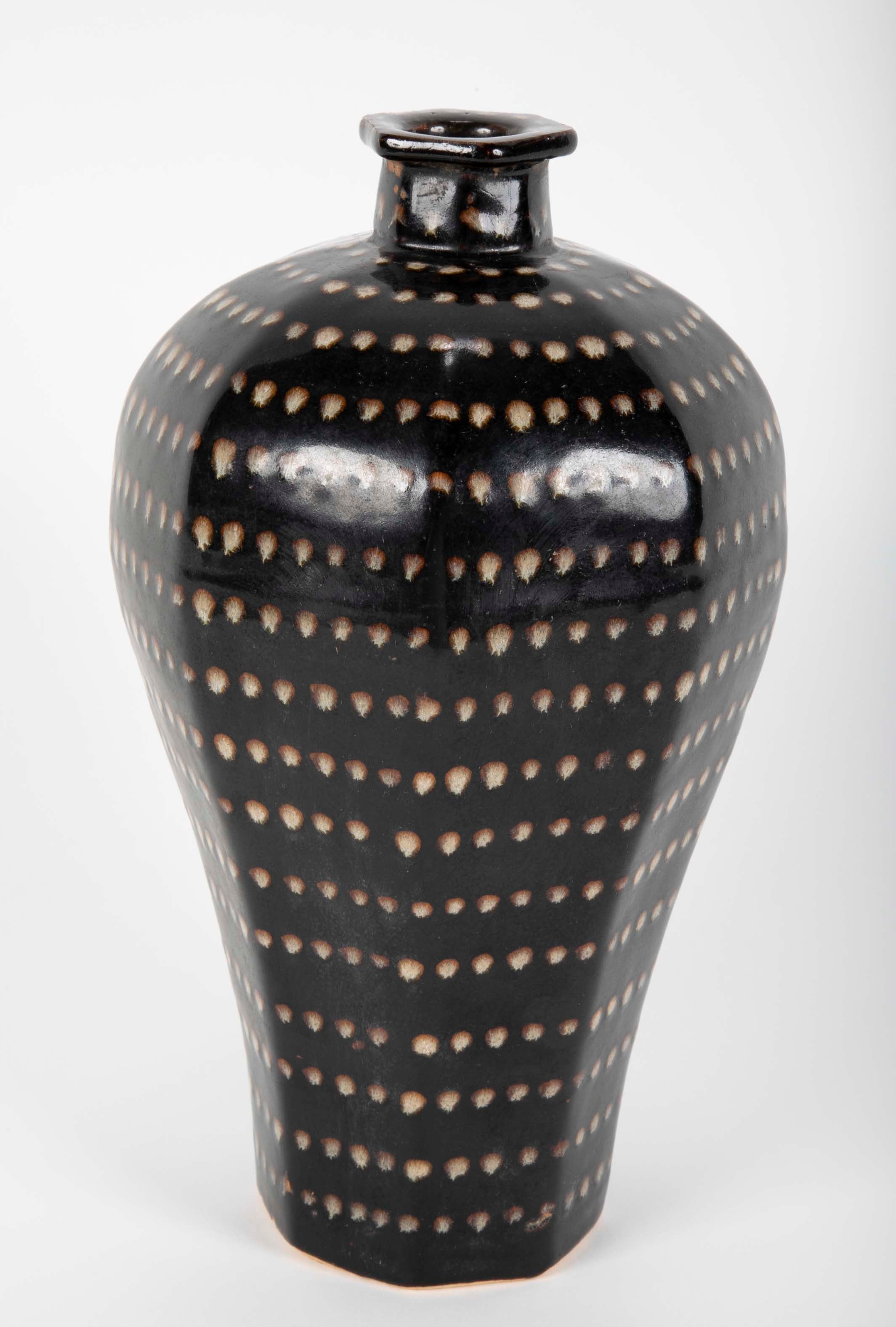 Octagonal Meiping Ji Chou Vase