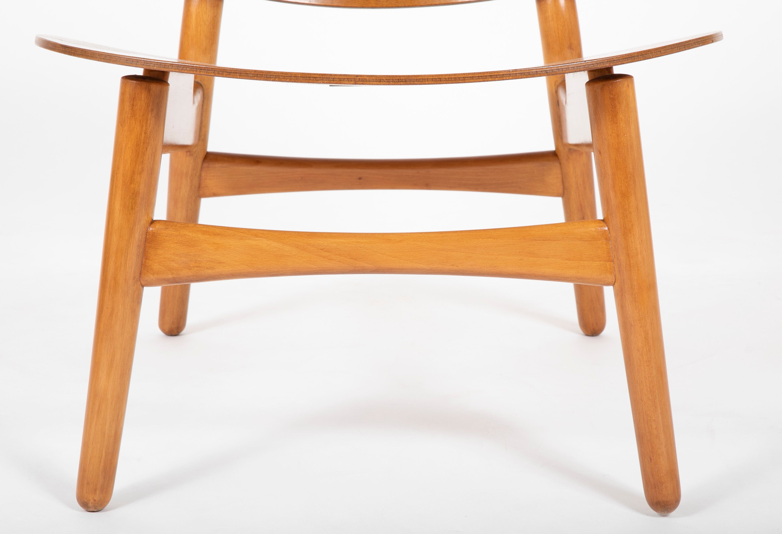 "Shell Chair" by Hans Wegner for Fritz Hansen FH 1936