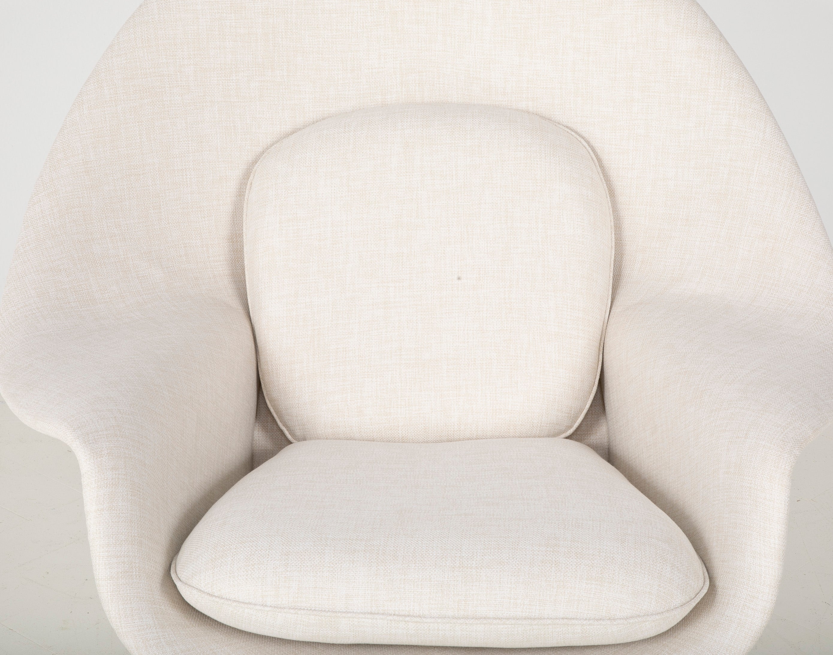 Early Womb Chair Designed for Eero Saarinen