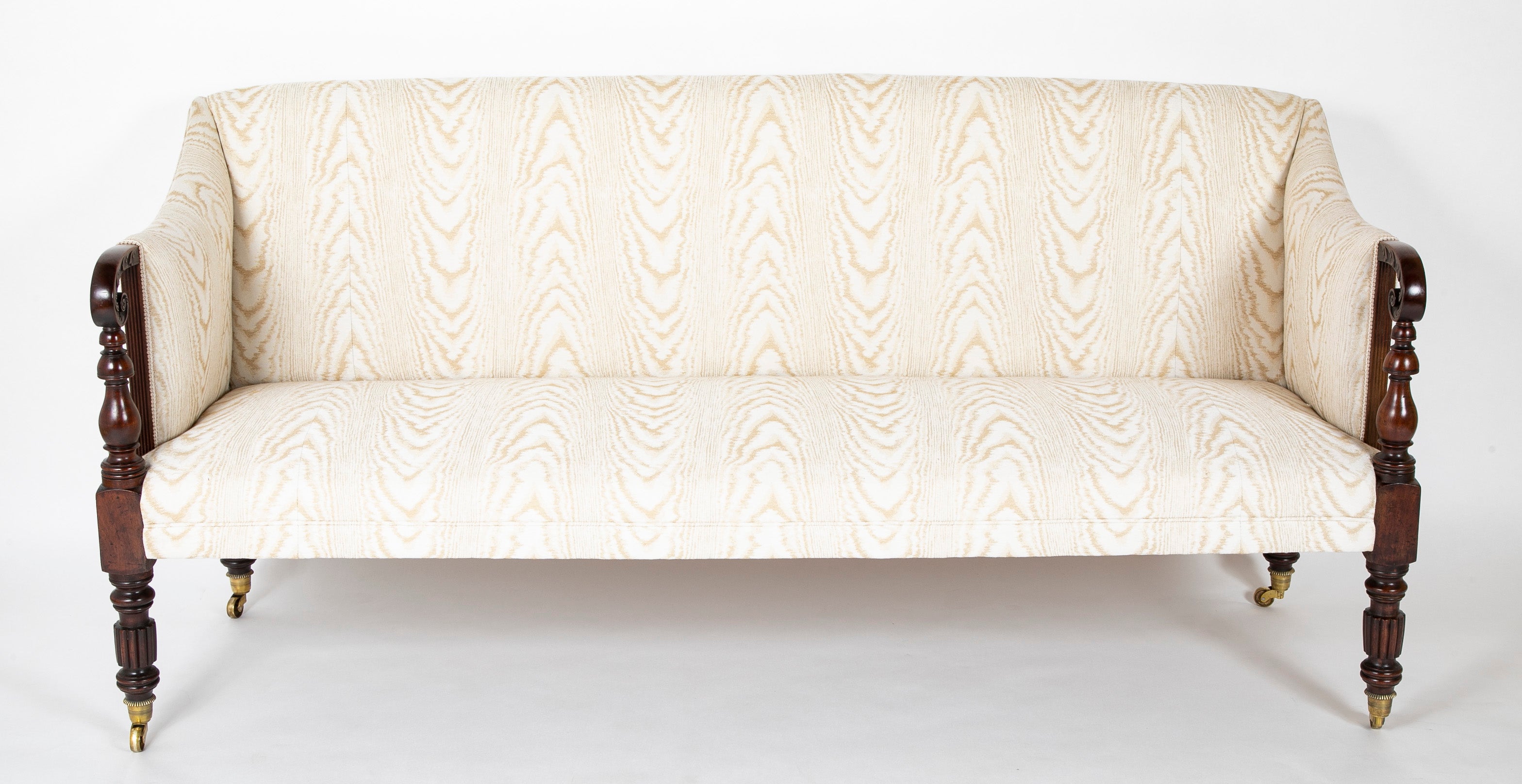 Early 19th Century American Mahogany Sheraton Sofa