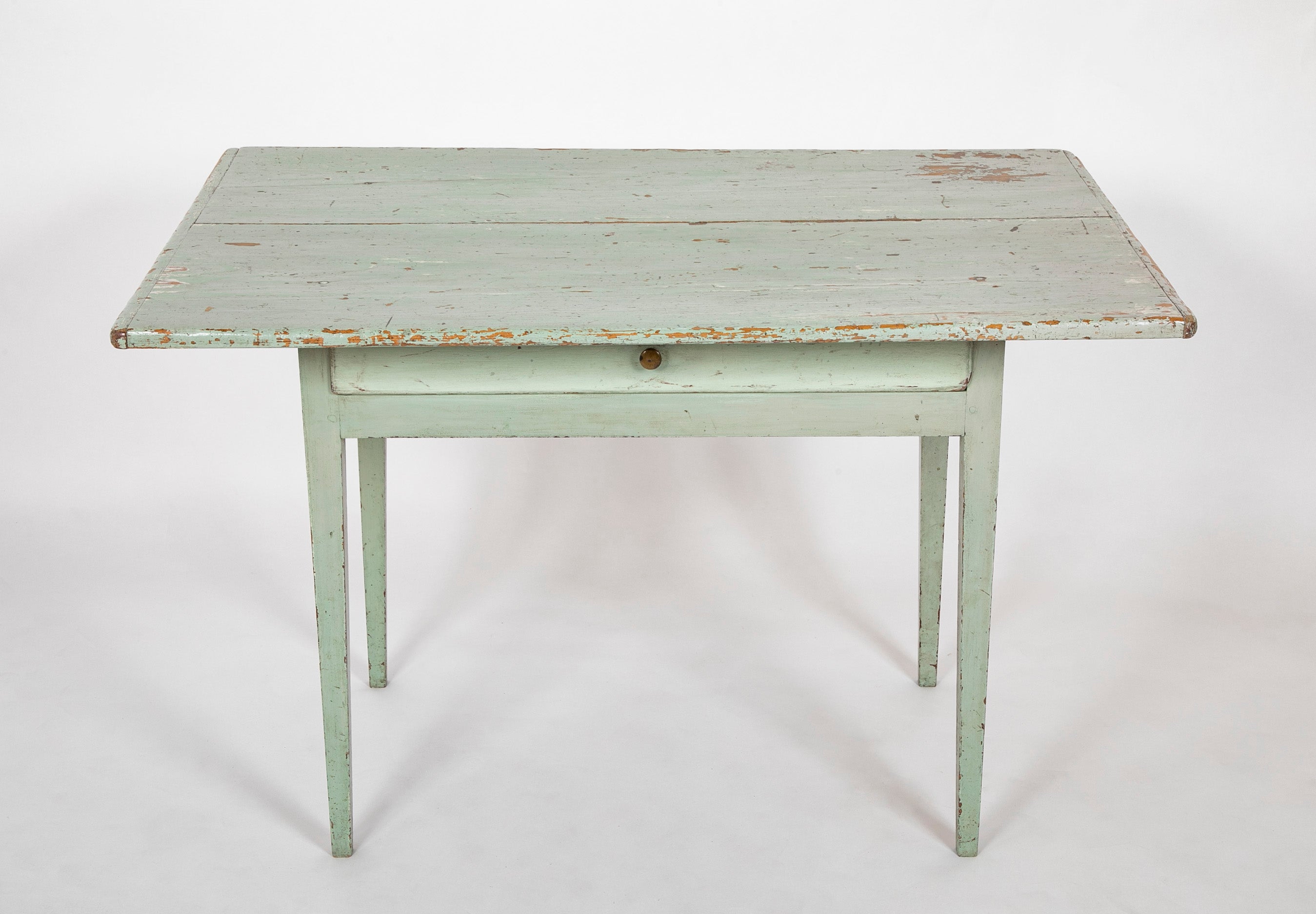 Early 19th Century American Pine Tavern Table