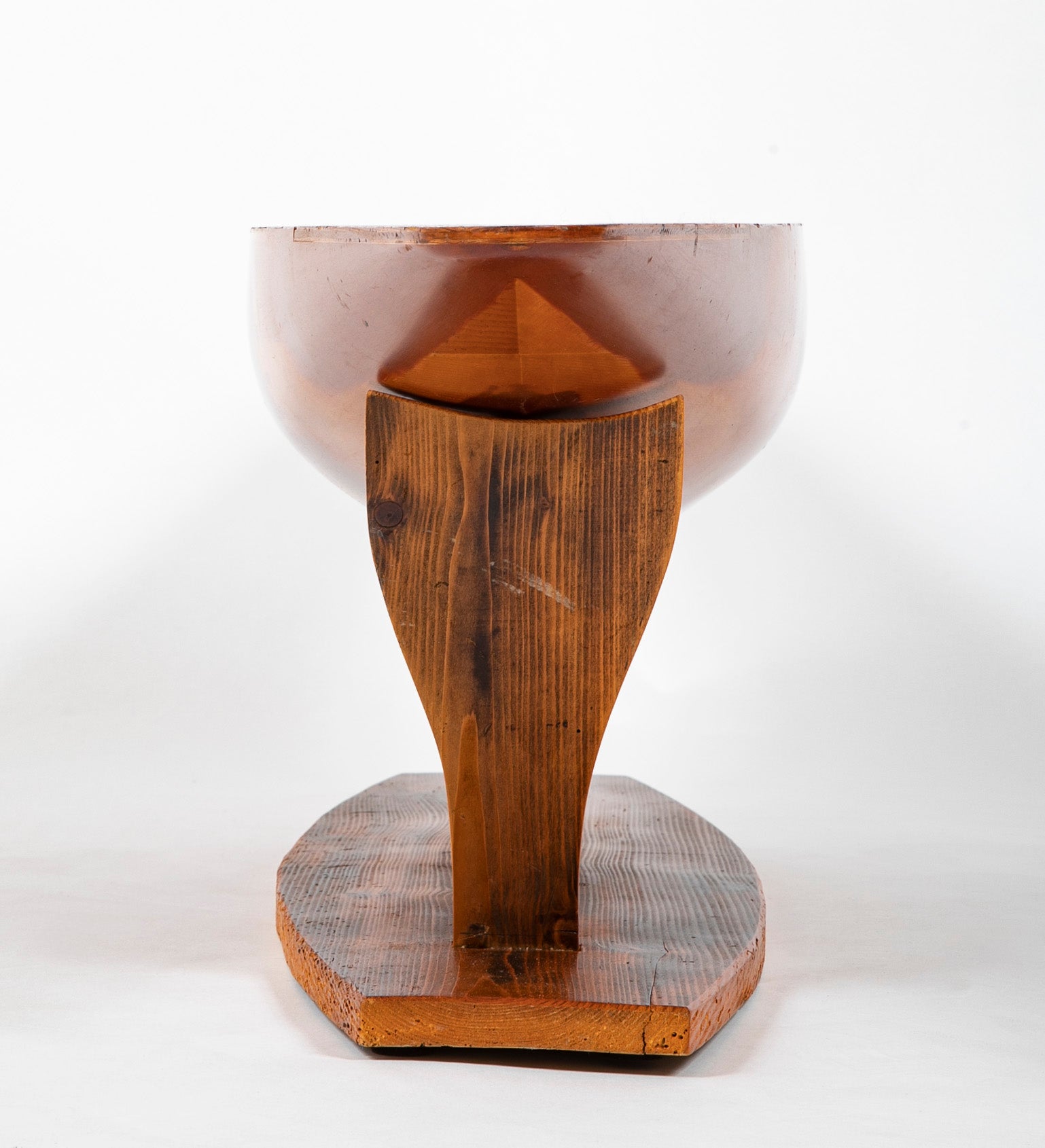 12 Meter Tank Test Model of "Weatherly" 1962 America's Cup Winner