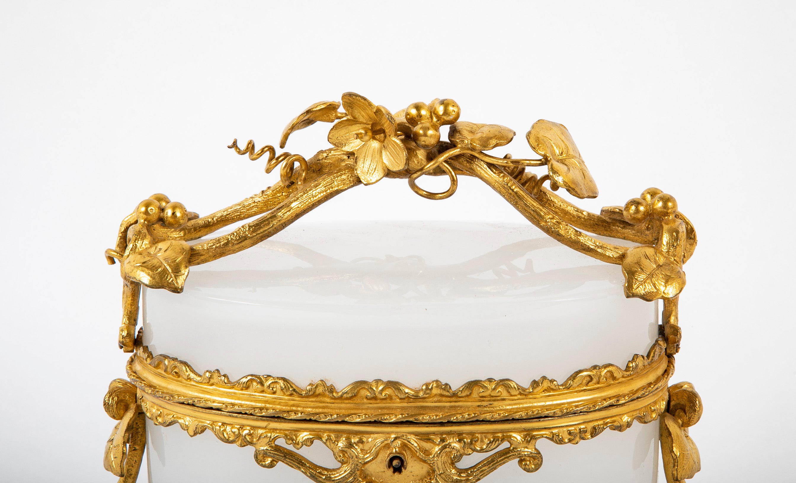 French 19th Century Oval White Opaline Glass Box with Ormolu Decoration