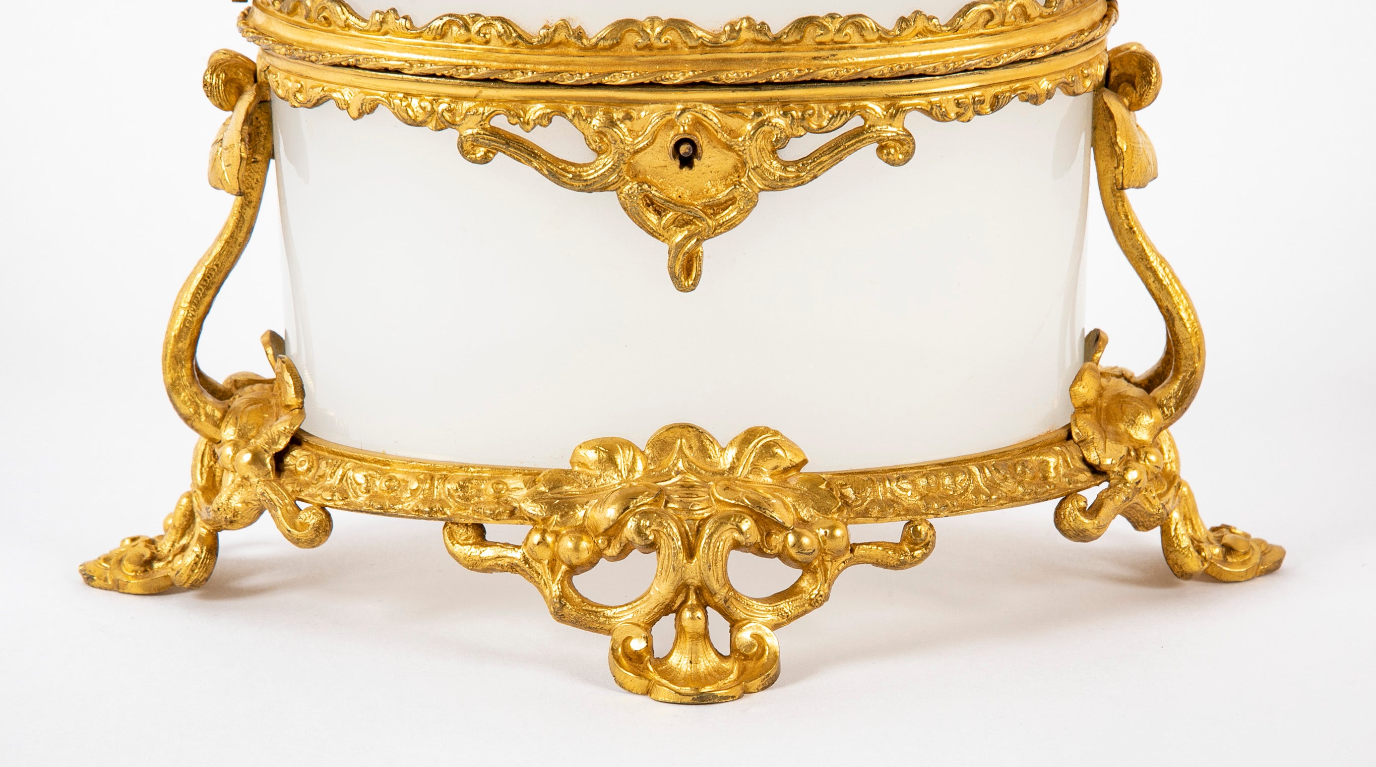 French 19th Century Oval White Opaline Glass Box with Ormolu Decoration