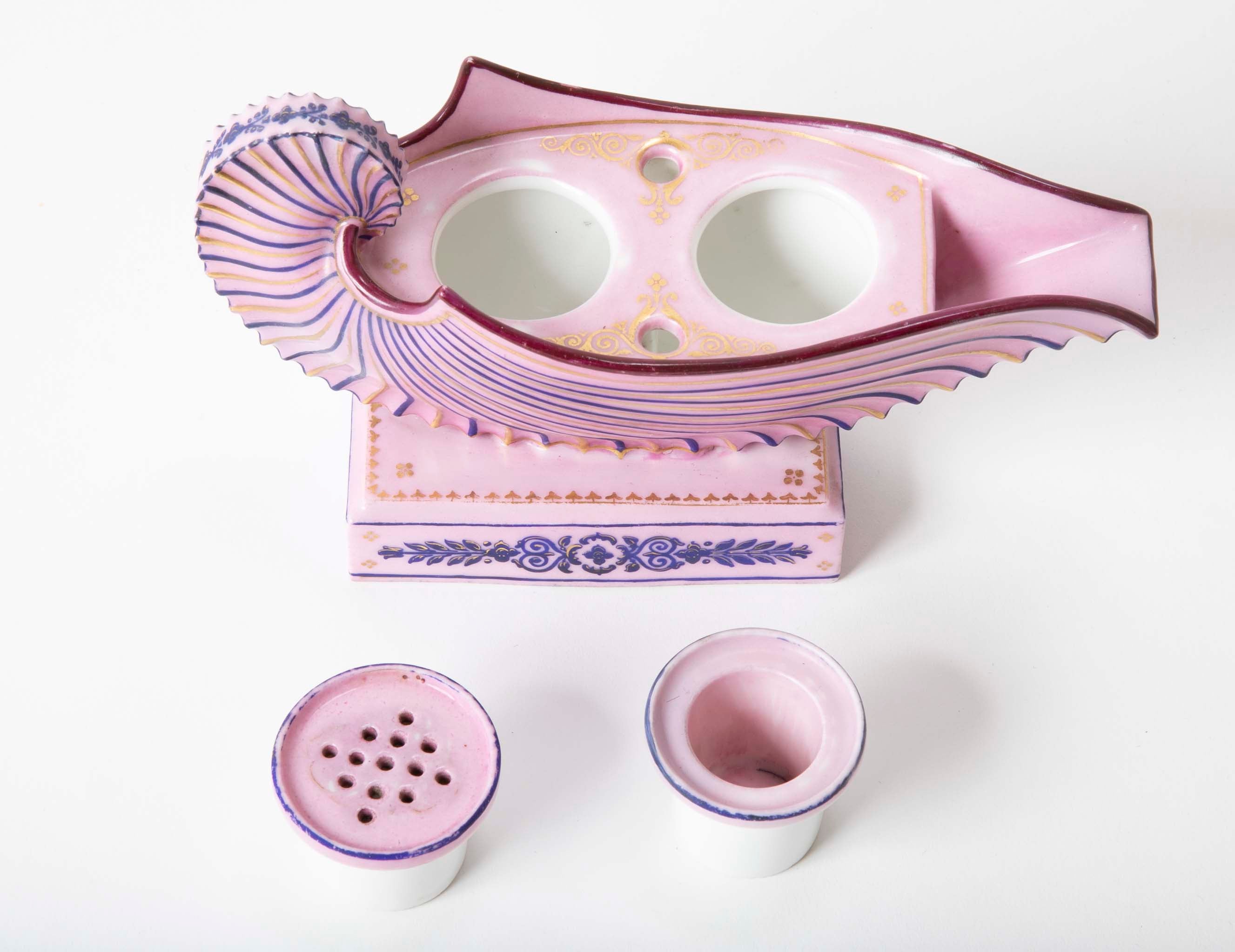 Dynamic 19th Century French Porcelain Encrier or Inkwell
