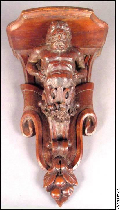 19th Century Italian Carved Wooden Bracket