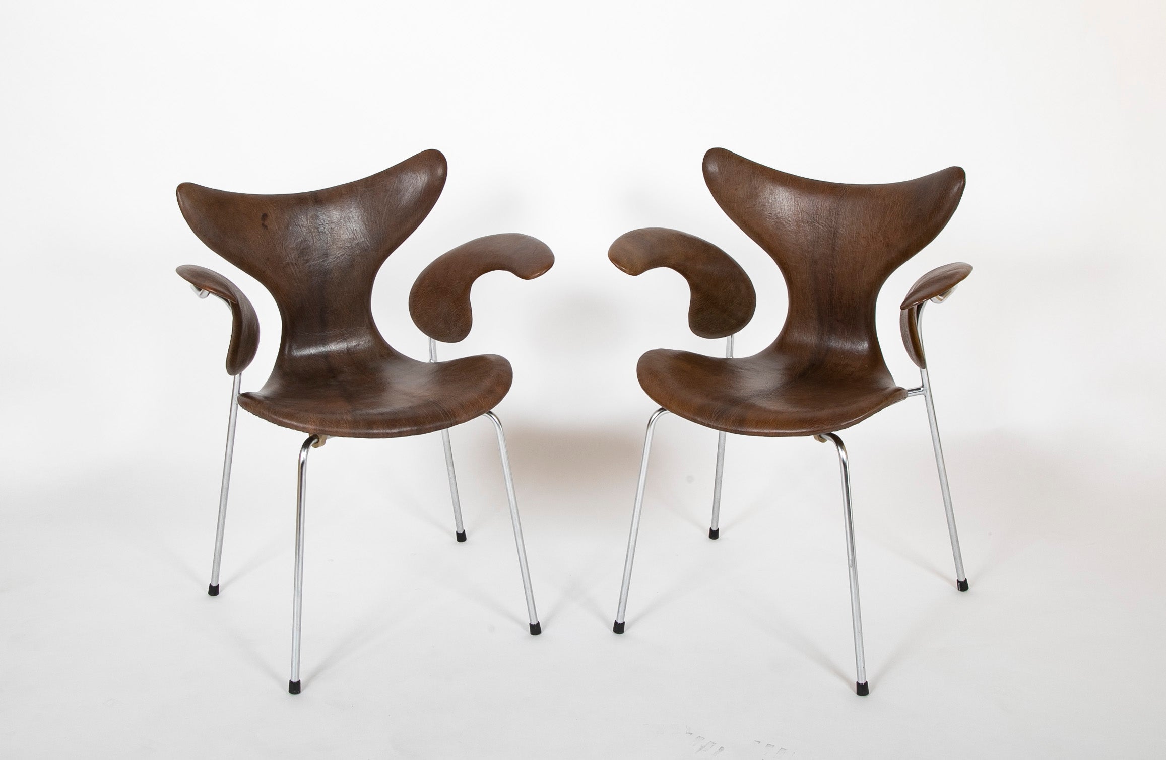 Pair of "Lily Seagull" Steel Frame & Leather Armchairs by Arne Jacobsen