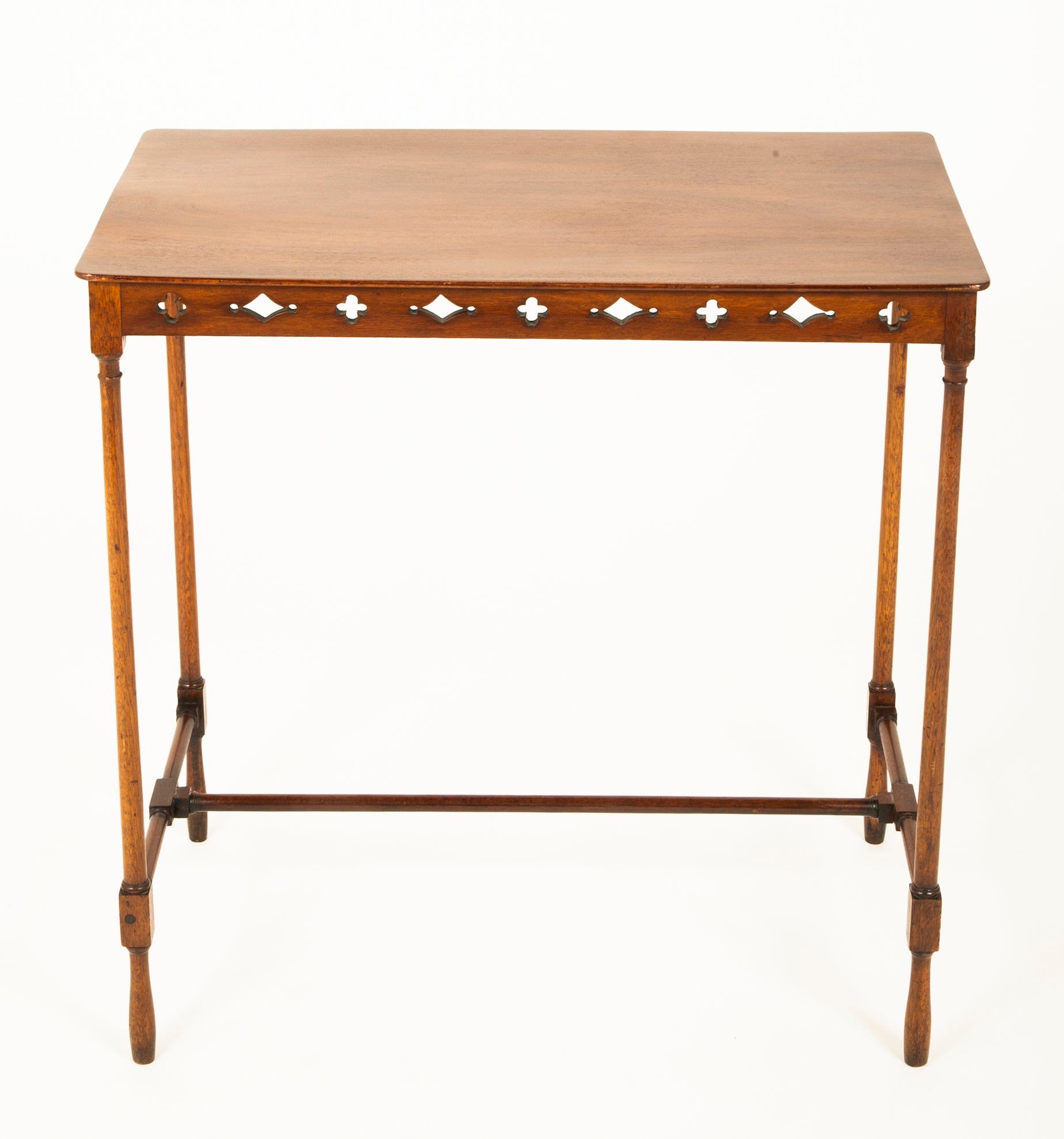 Georgian Table With Pierced Apron