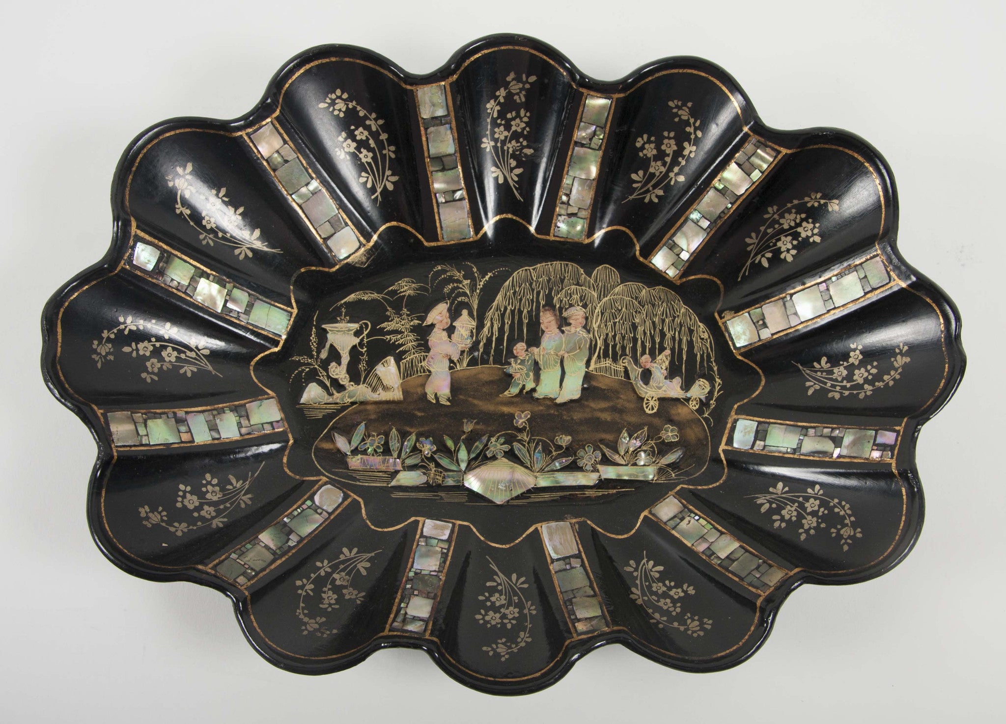 English Papier Mache and Mother of Pearl Dish