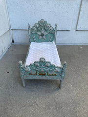 Tramp Art Folk Art Dog Bed With Silver And Blue Paint