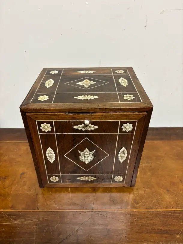 17th Century Dutch Baroque Rosewood Chest with Etched Bone Inlay