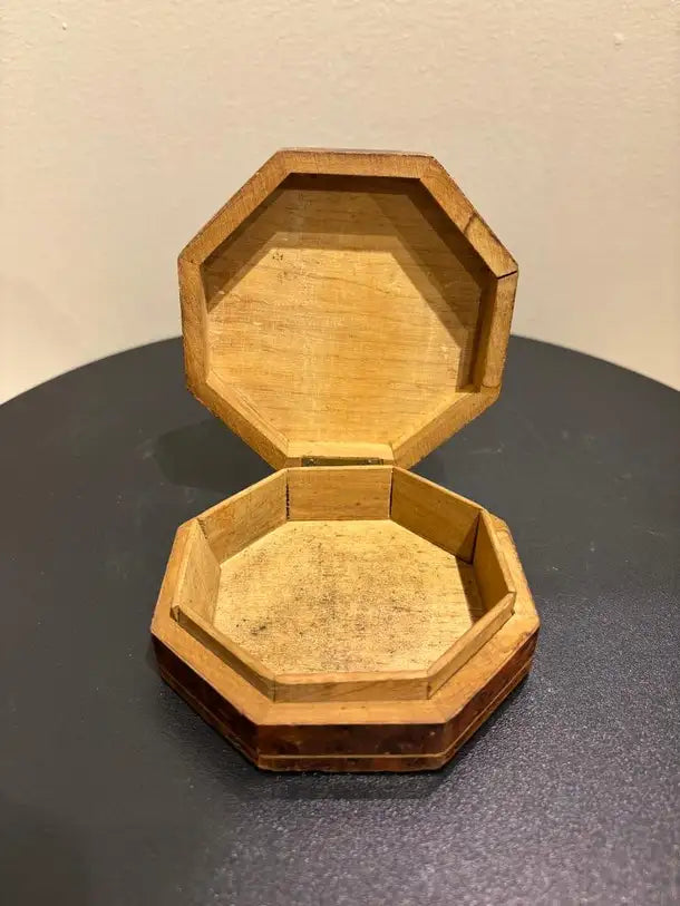 Italian Renaissance Style Octagonal Burl Wood Box With Fruit Wood Inlay