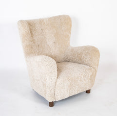 Pair of Armchairs in White Sheepskin Upholstery in the Style of Mogens Lassen