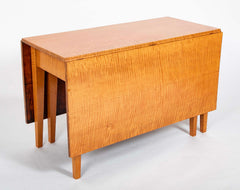 An American Federal Drop Leaf Tiger Maple Table