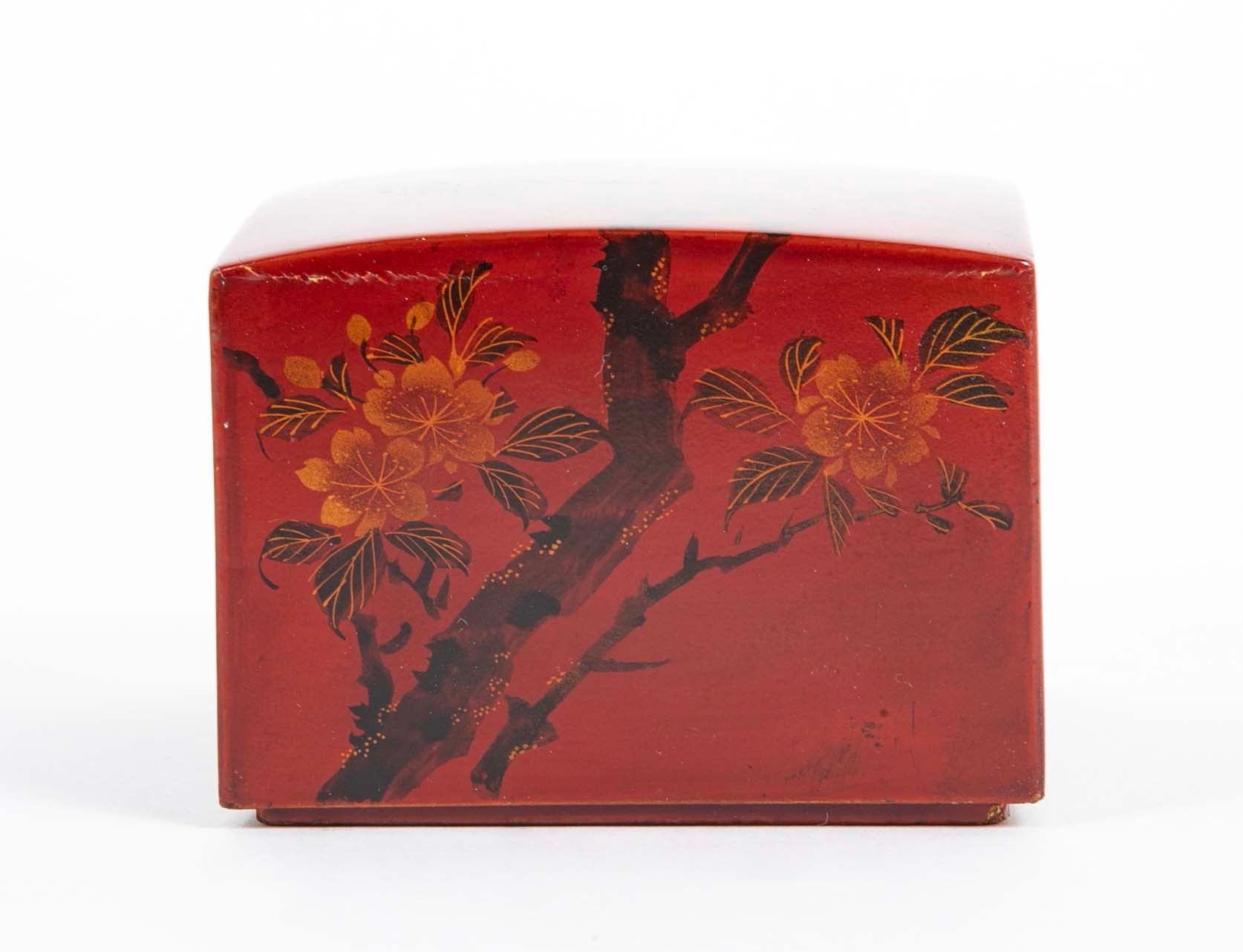 Covered Red Lacquer Box with Bird Flying Among Blossoming Flowers