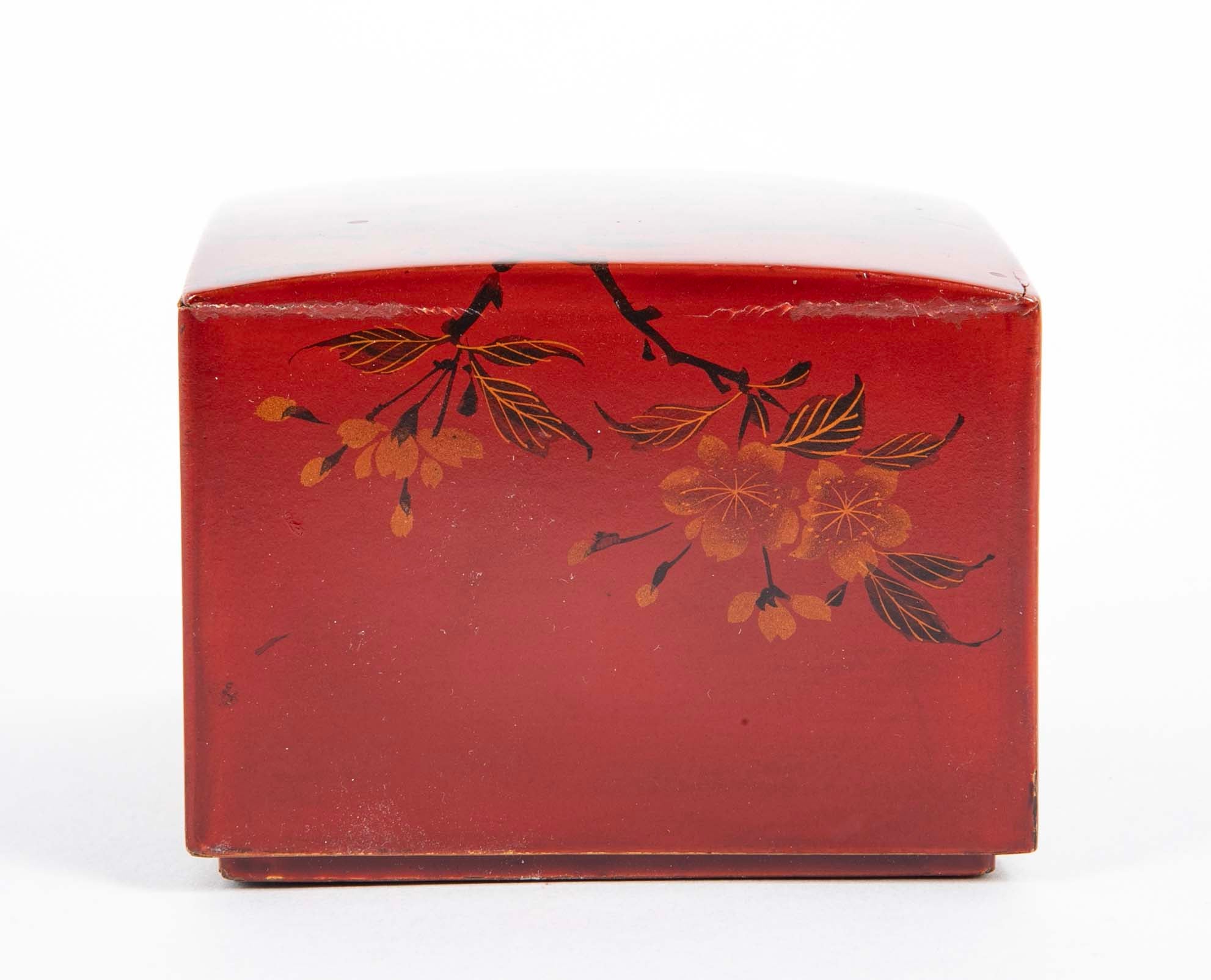 Covered Red Lacquer Box with Bird Flying Among Blossoming Flowers