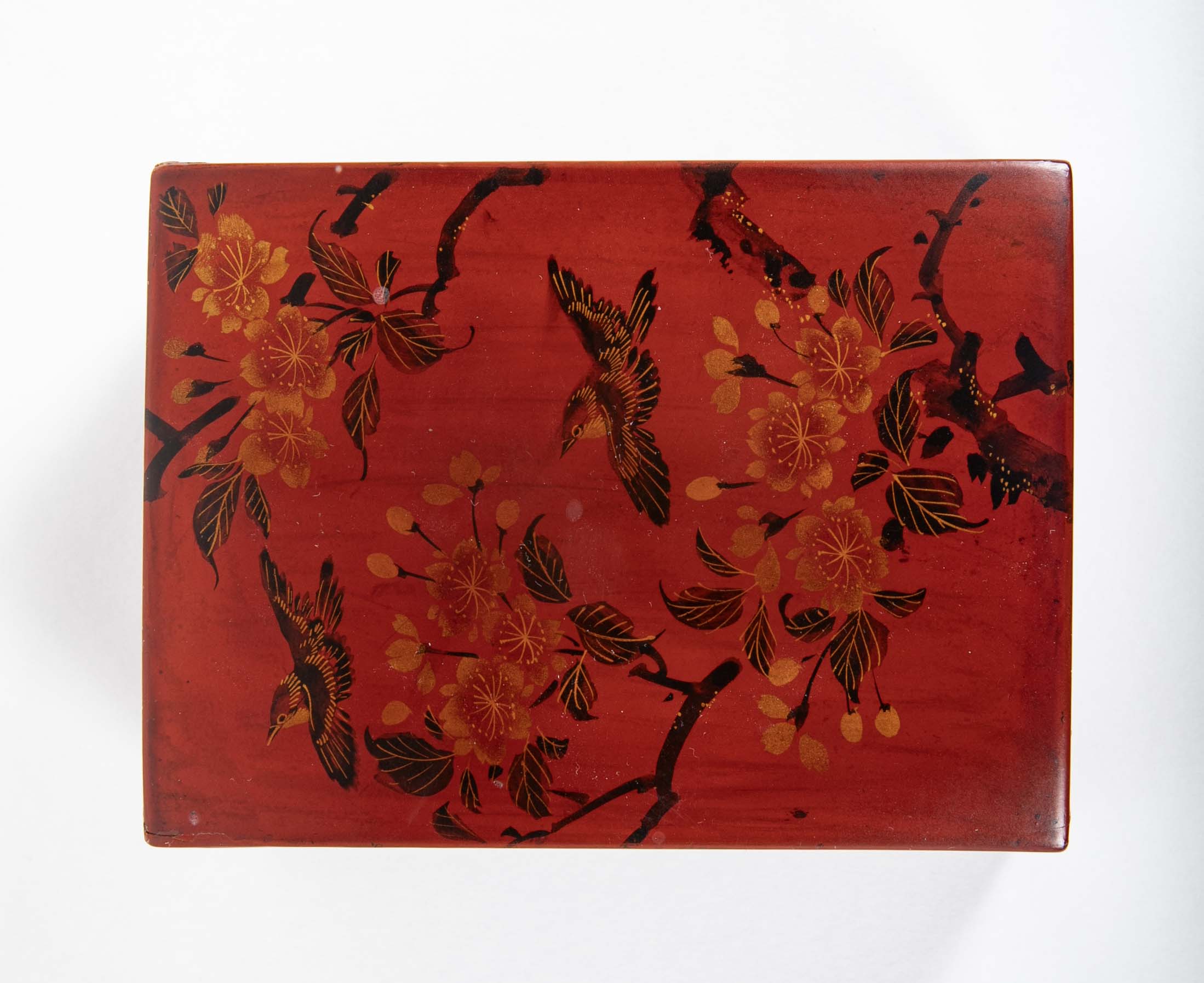 Covered Red Lacquer Box with Bird Flying Among Blossoming Flowers