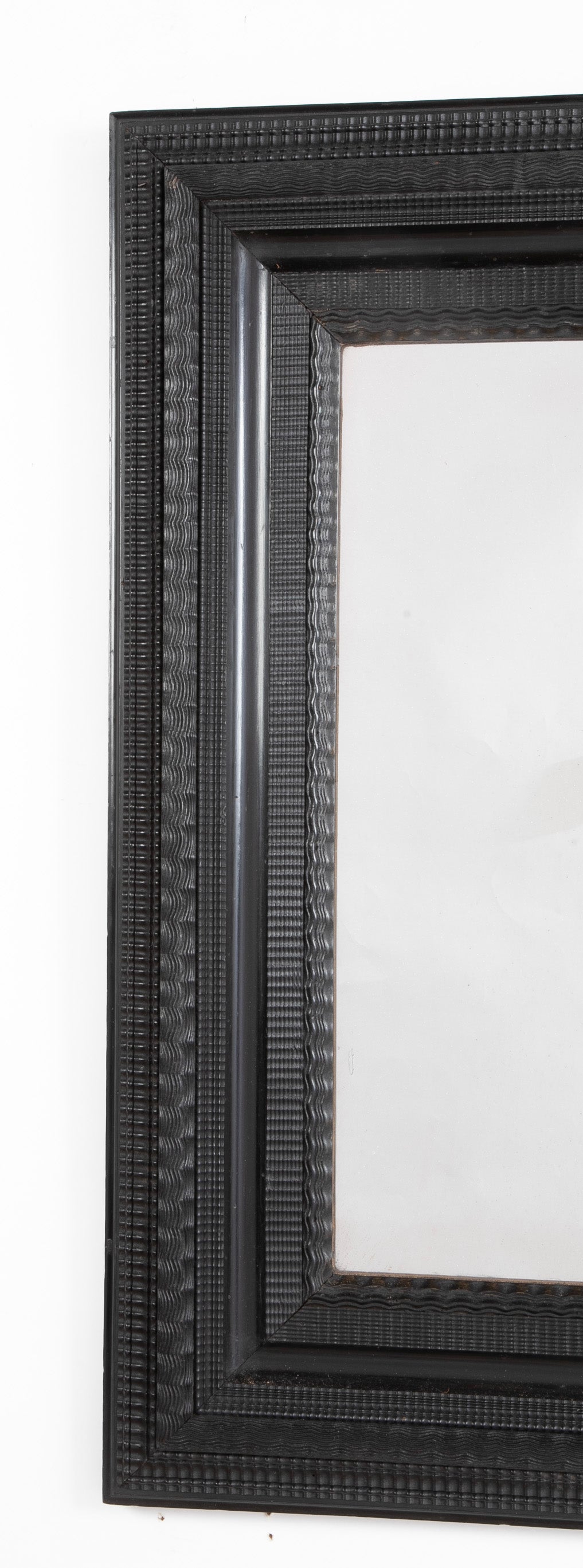 Dutch Ebonized Ripple Frame Mirror – Avery & Dash Collections