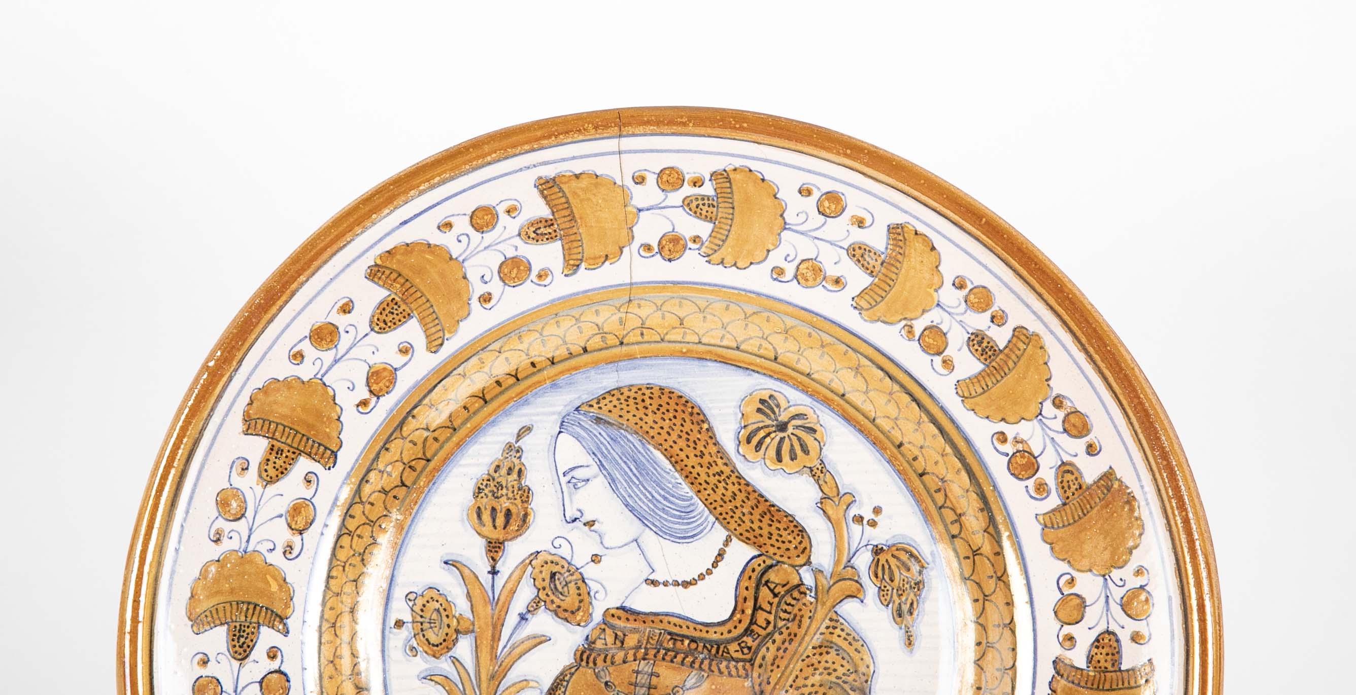 Deruta Reproduction "Bella Donna" Style Plate with Figure in Loose Blouse