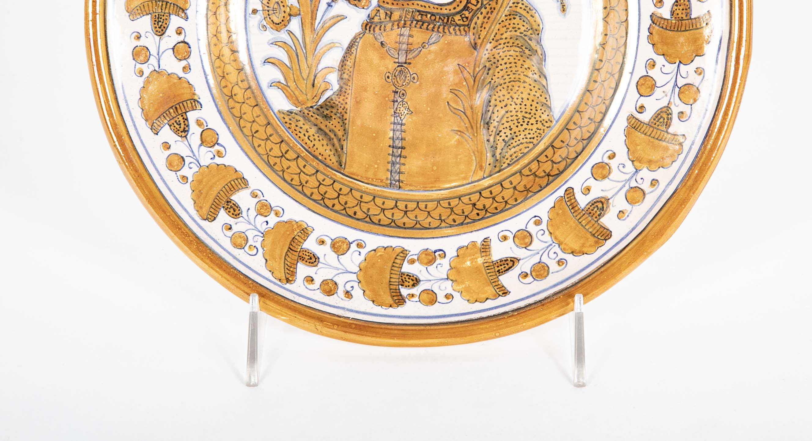 Deruta Reproduction "Bella Donna" Style Plate with Figure in Loose Blouse