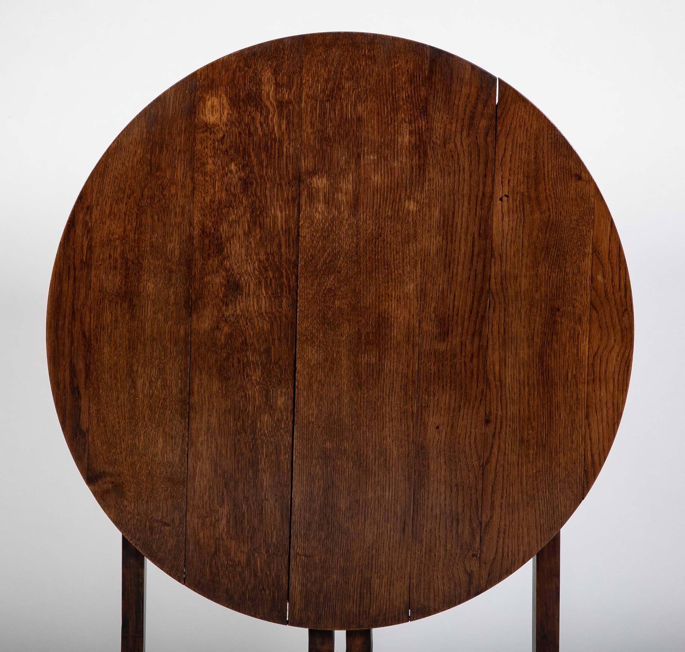 Round Tilt Top Wine Tasting Table