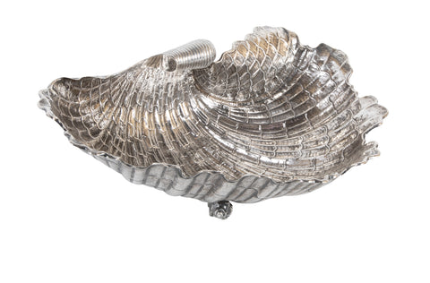 Lavish Silver Clam Shell Bowl by Luiz & David Ferreira