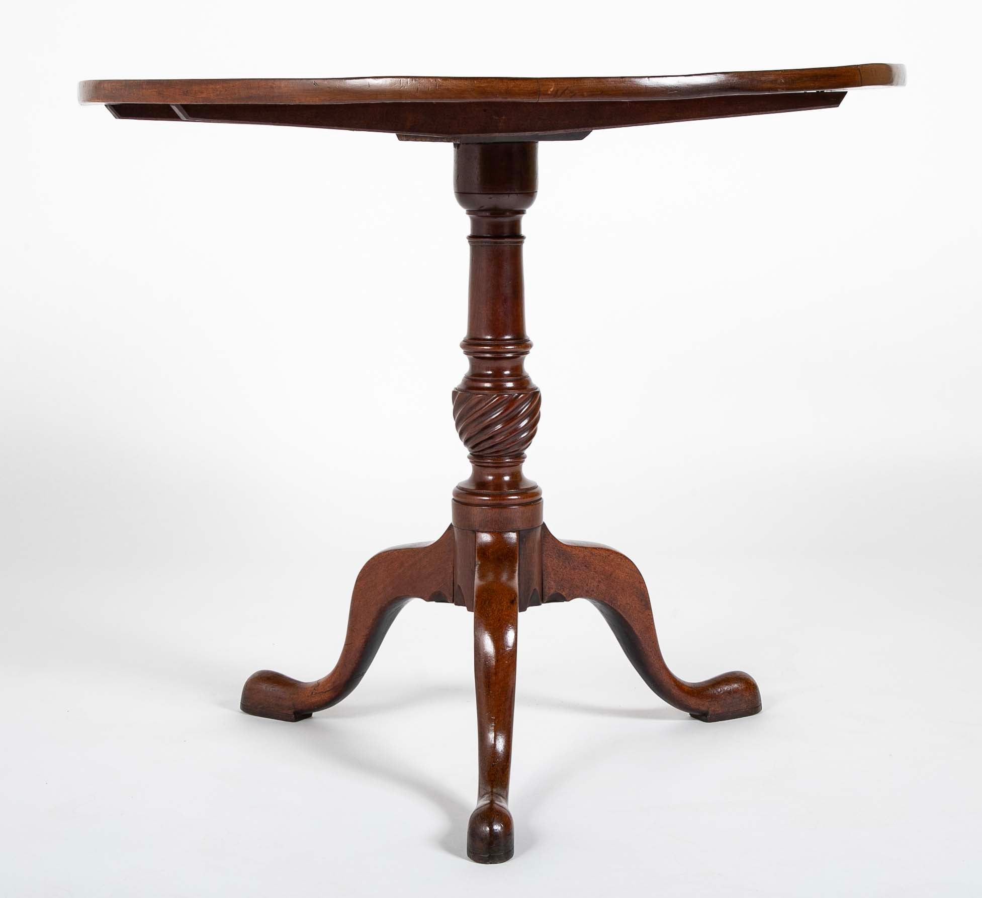 Mahogany Round Tilt Top Queen Anne Tea Table on 3 Cabriole Legs
