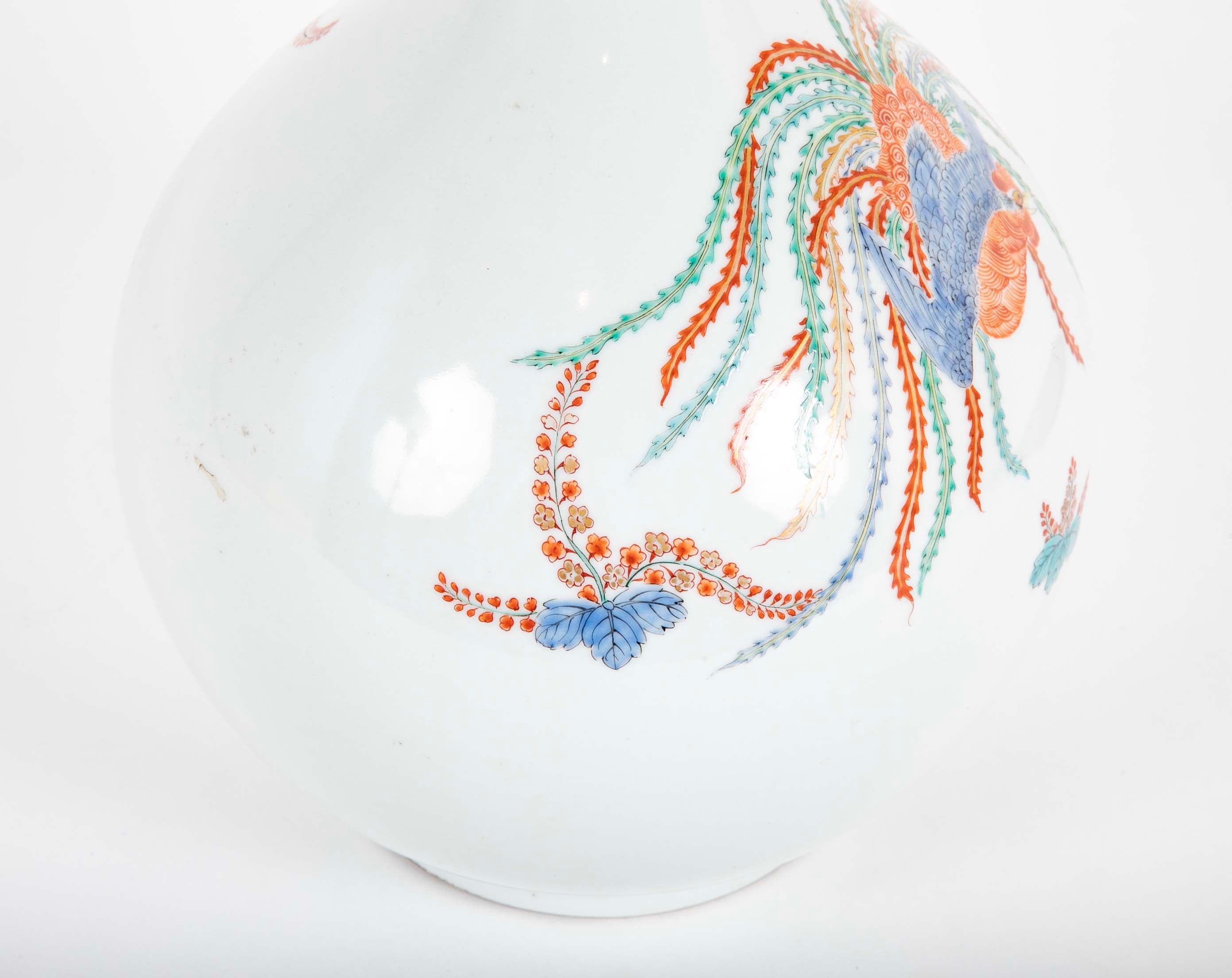 Kakiemon Porcelain Bottle Vase with Bladder Form with Phoenix and Paulownia Design