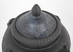 20th Century English Ceramic Urn in the Style of Wedgwood