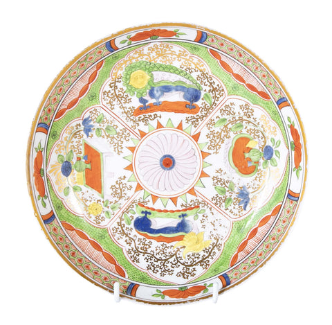 Worcester "Dragons in Compartments" Porcelain Plate with Scalloped Rim