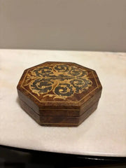 Italian Renaissance Style Octagonal Burl Wood Box With Fruit Wood Inlay