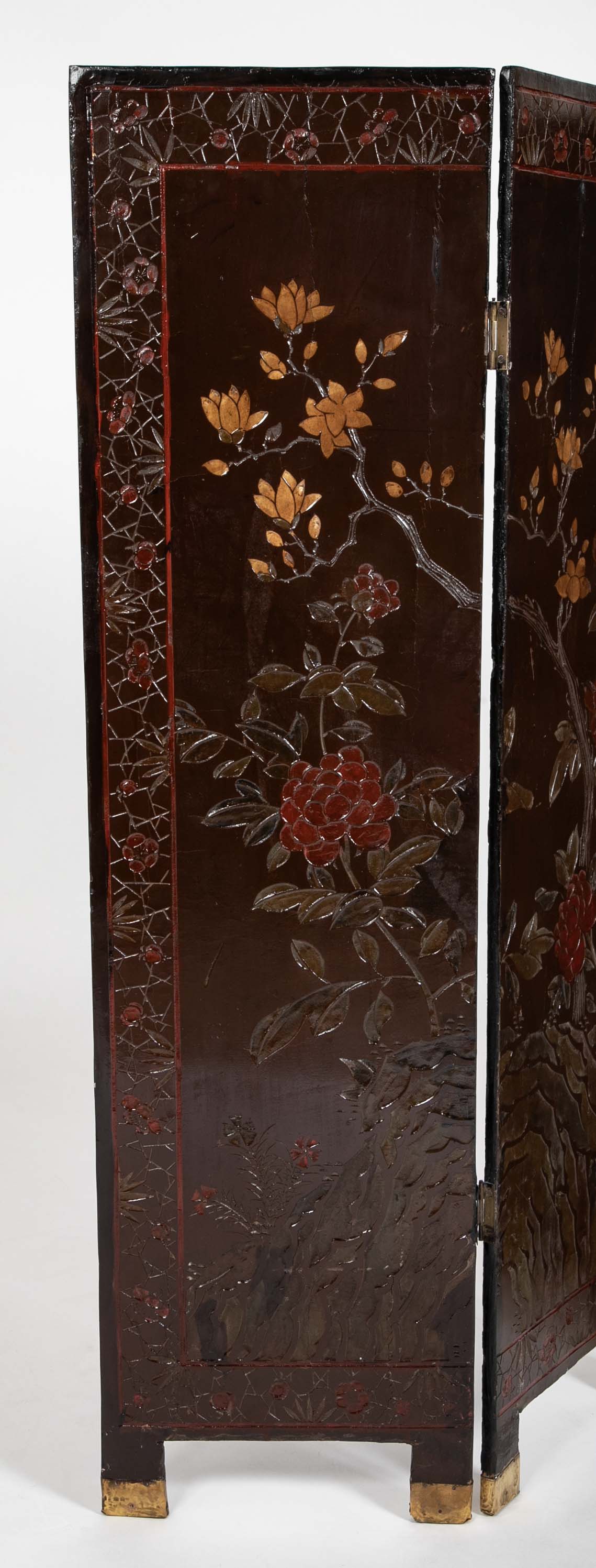 19th Century Chinese Coromandel Screen with 2 Sided Decoration