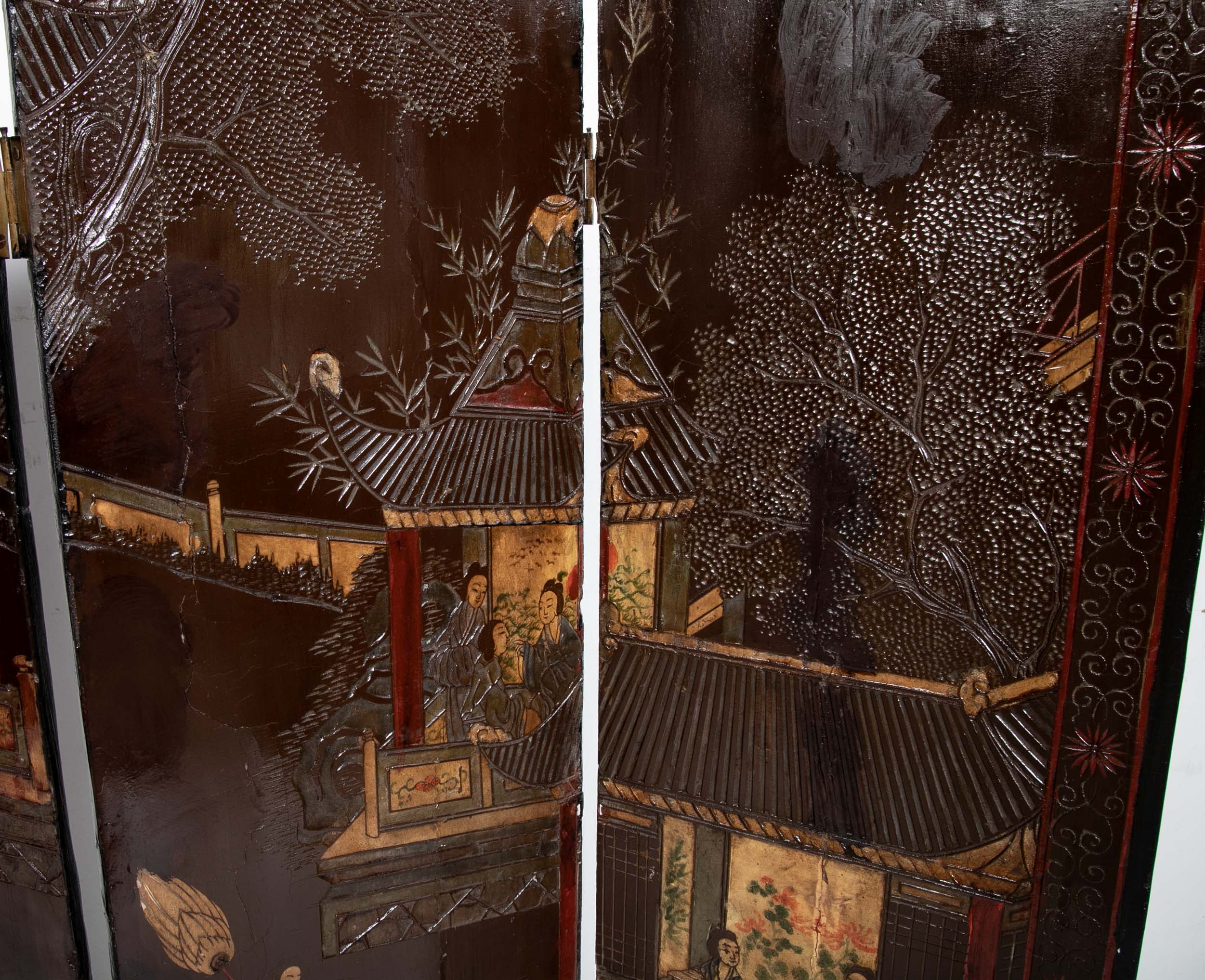 19th Century Chinese Coromandel Screen with 2 Sided Decoration