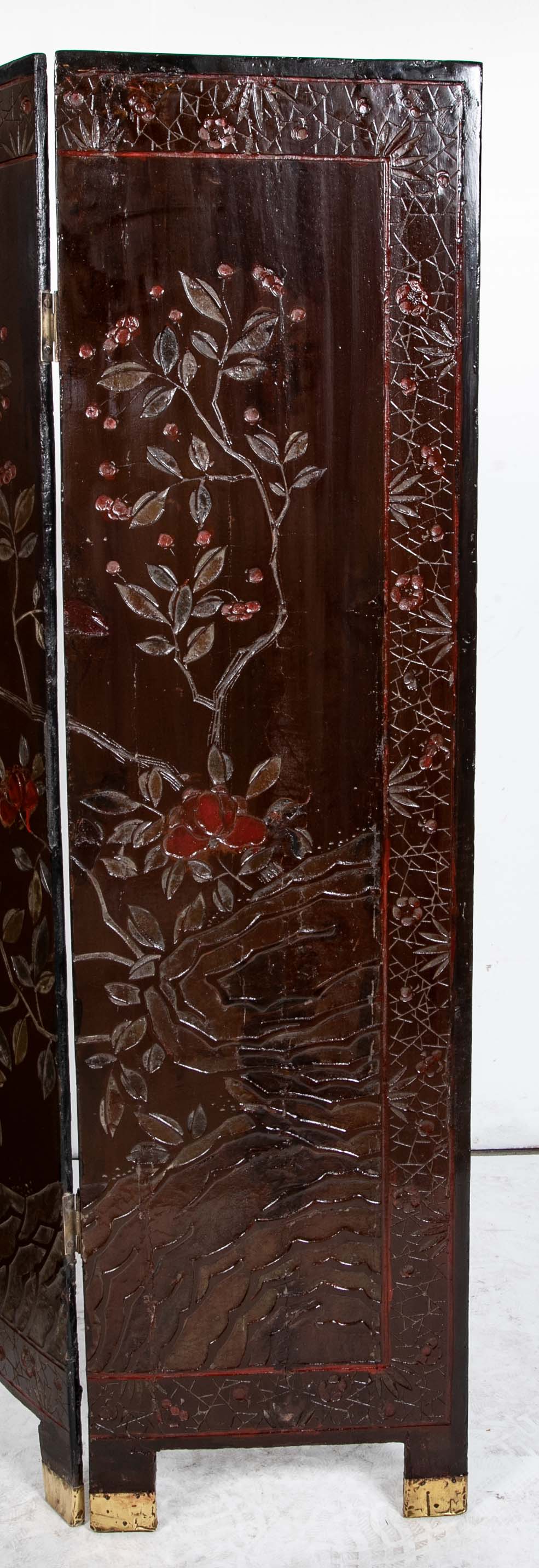 19th Century Chinese Coromandel Screen with 2 Sided Decoration