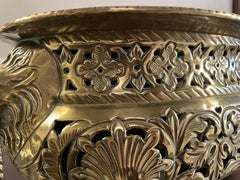 19th Century Dutch Baroque Style Brass Jardiniere with Lion Heads and Paw Feet